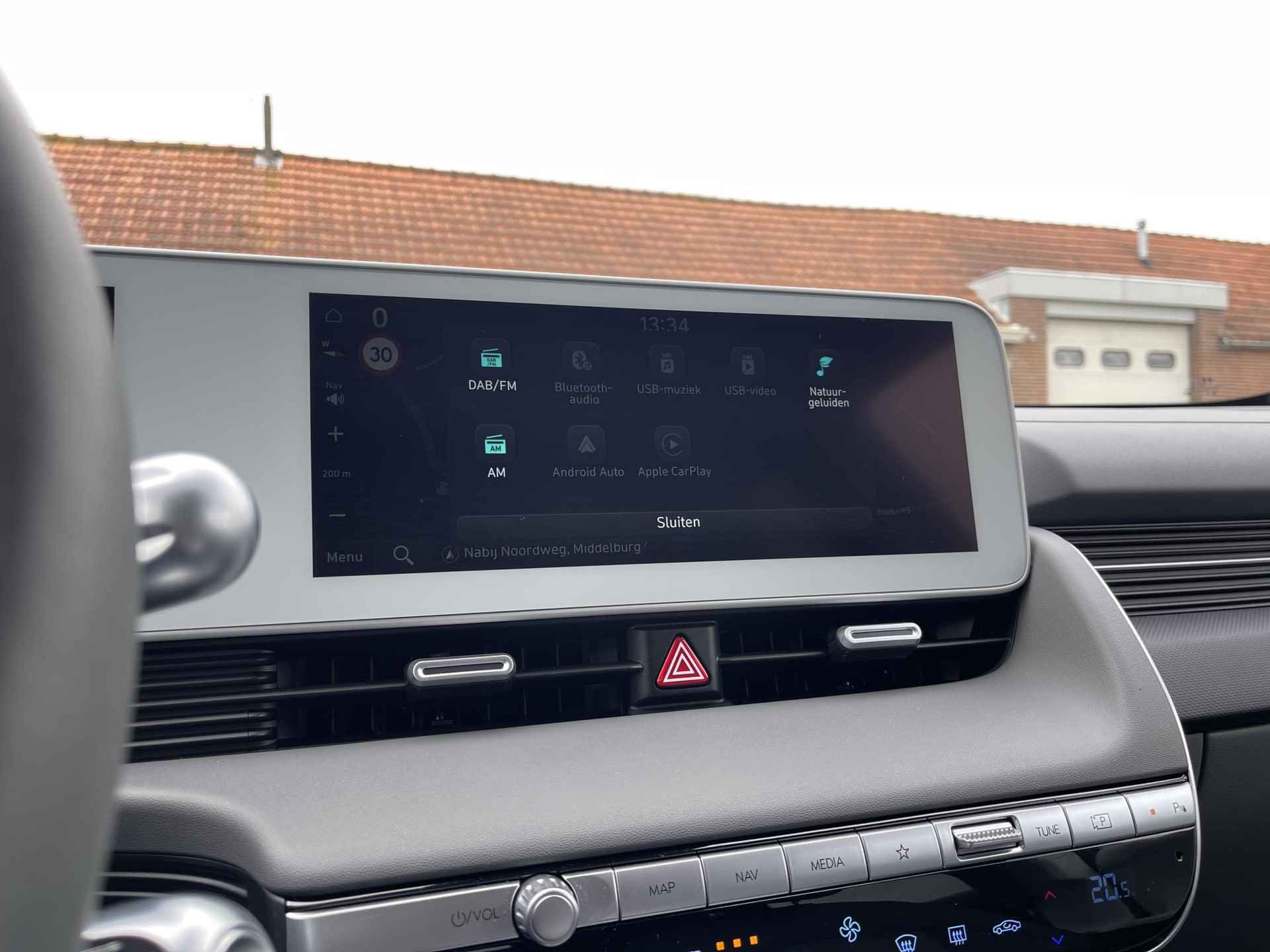 Hyundai IONIQ 5 77 kWh Connect Option Pack | Warmtepomp | Stuur- + Stoelverwarming | Adapt. Cruise Control | Apple Carplay/Android Auto | BOSE Audio | Rijklaarprijs! - 19/24