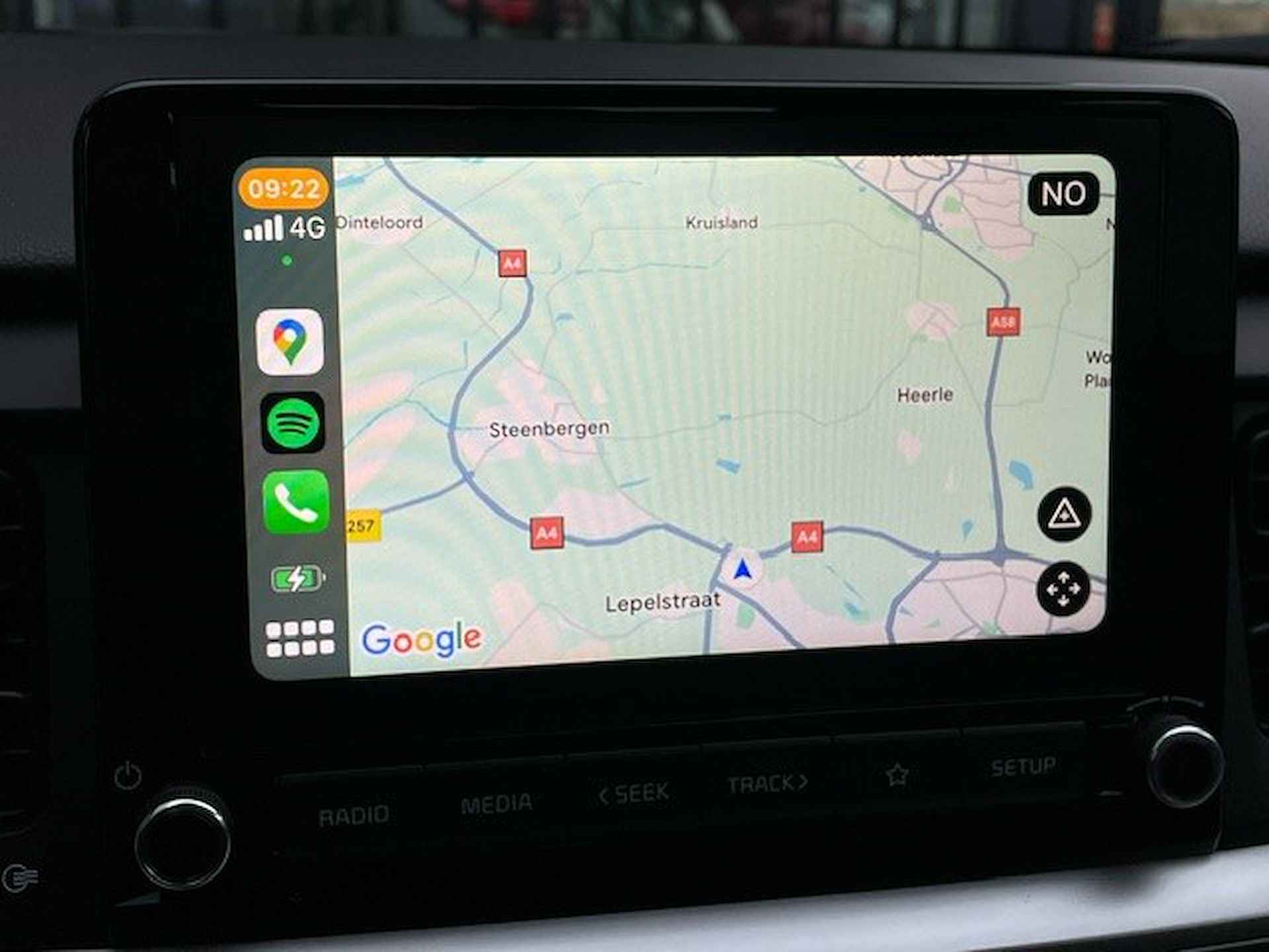 Kia Stonic 1.0 T-GDI MHEV Dynamicline Automaat Navigatie ( via AppleCarplay/Android Auto ), Airco, 15"Lm, Stoel/Stuurverwarming, Trekhaak - 11/25