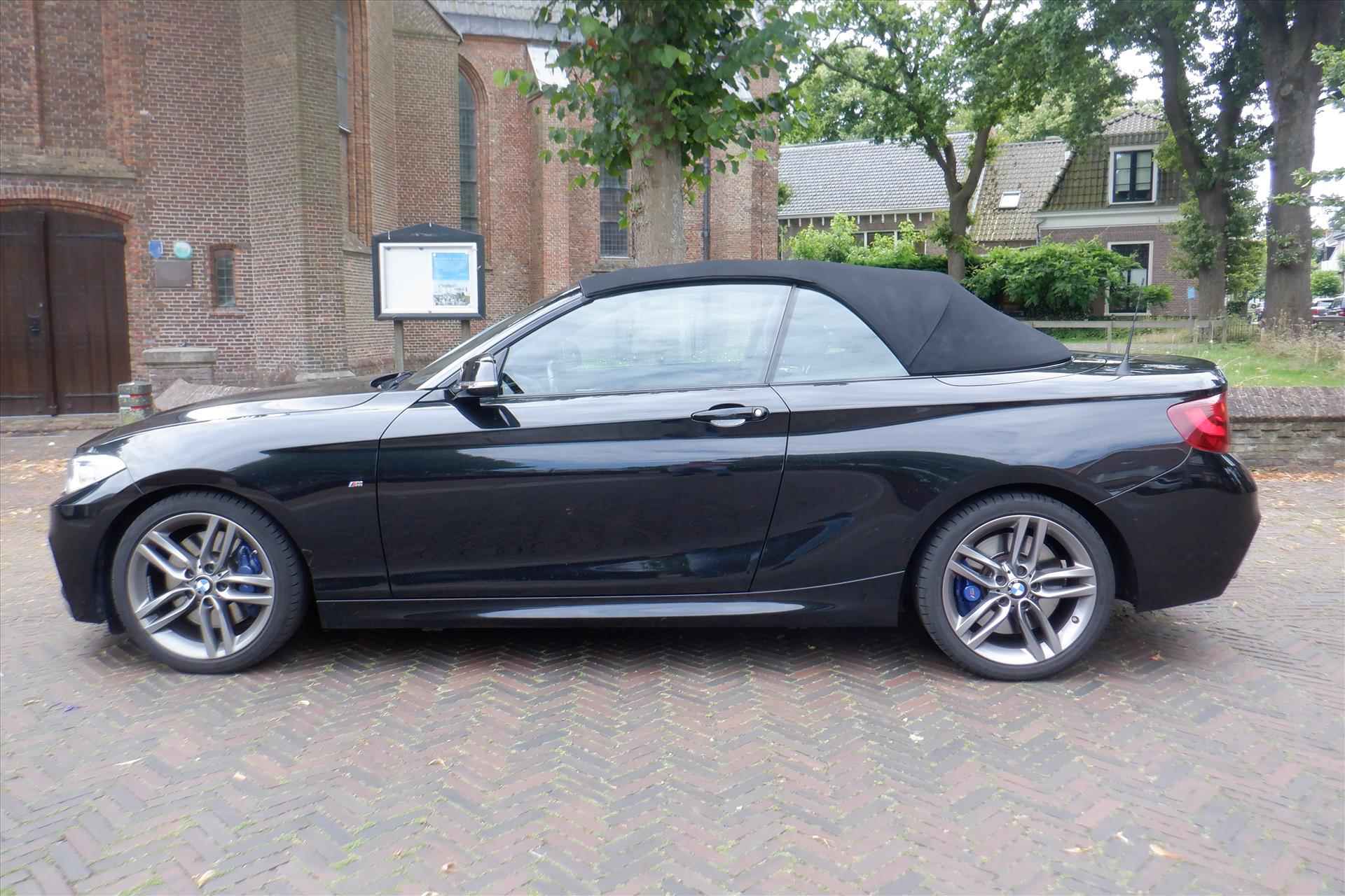 BMW 2-Serie 2.0 220I CABRIO AUT HIGH EXE. 49.000 KM - 6/22