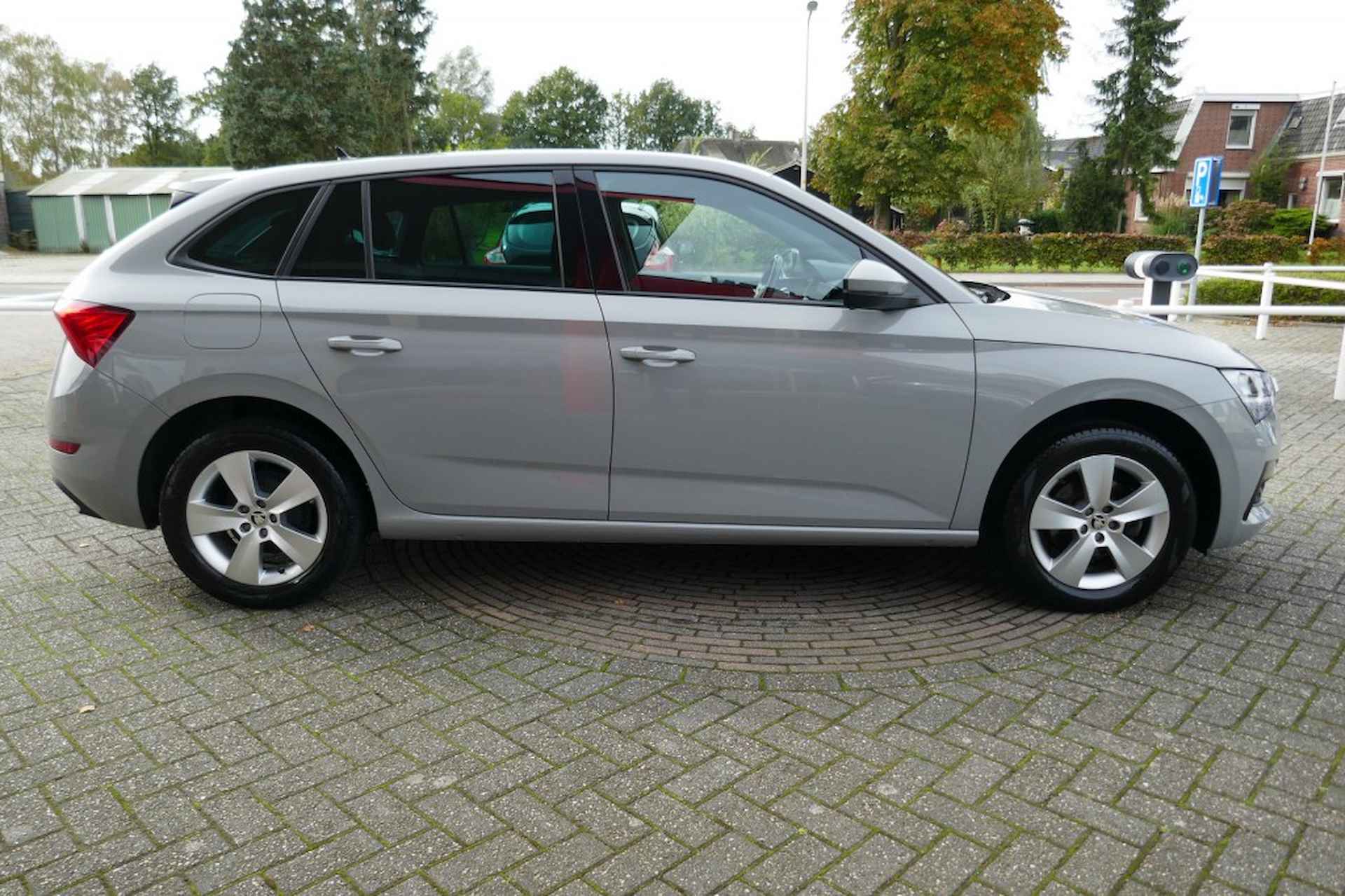 SKODA Scala 1.0 TSI SPORT BUSINESS - 8/35