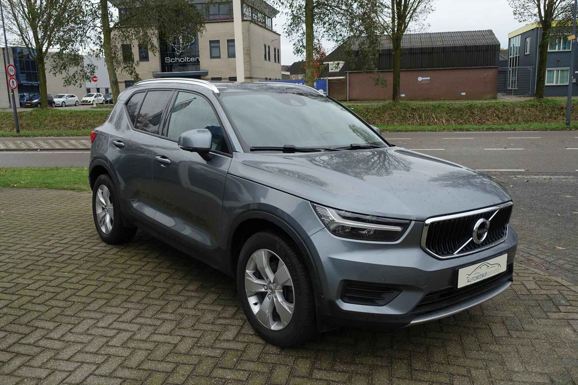 Volvo Xc40 T5 247pk AWD Geartronic Momentum Pro | LEDER | 360 CAM | TREKHAAK | H/K | STUURVERW - 4/32