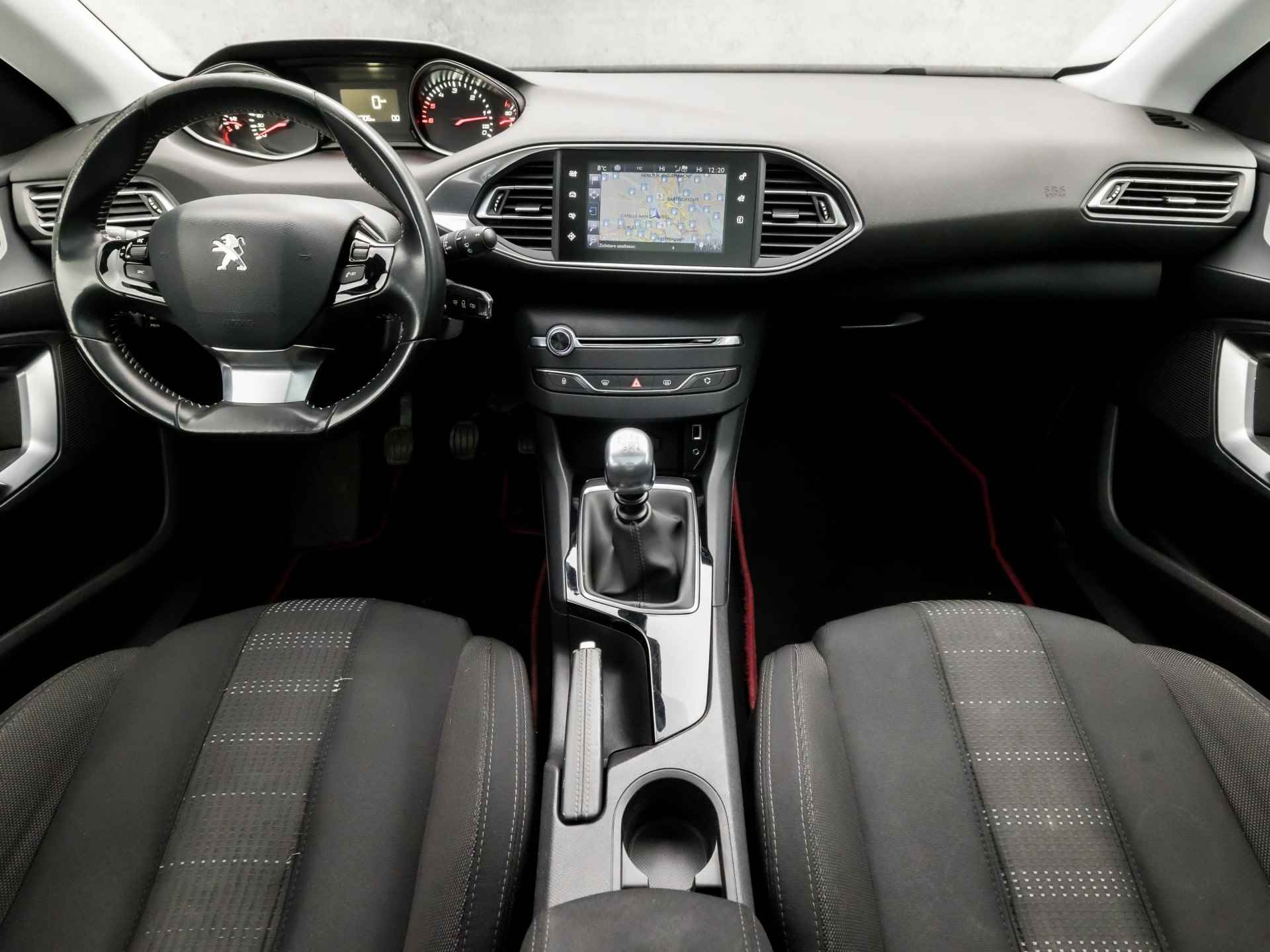 Peugeot 308 SW 1.6 BlueHDI Executive Sport (PANORAMADAK, NAVIGATIE, CAMERA, GETINT GLAS, SPORTSTOELEN, TREKHAAK, PARKEERSENSOREN, ELEK PAKKET, NIEUWSTAAT) - 6/33