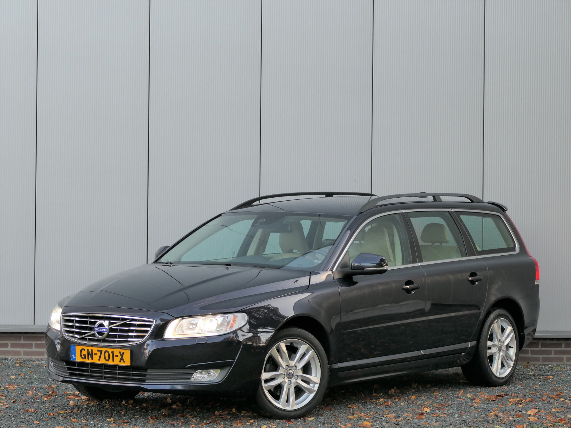 Volvo V70 T4 AUT Classic Edition Xenon / Afneembare trekhaak / Navi