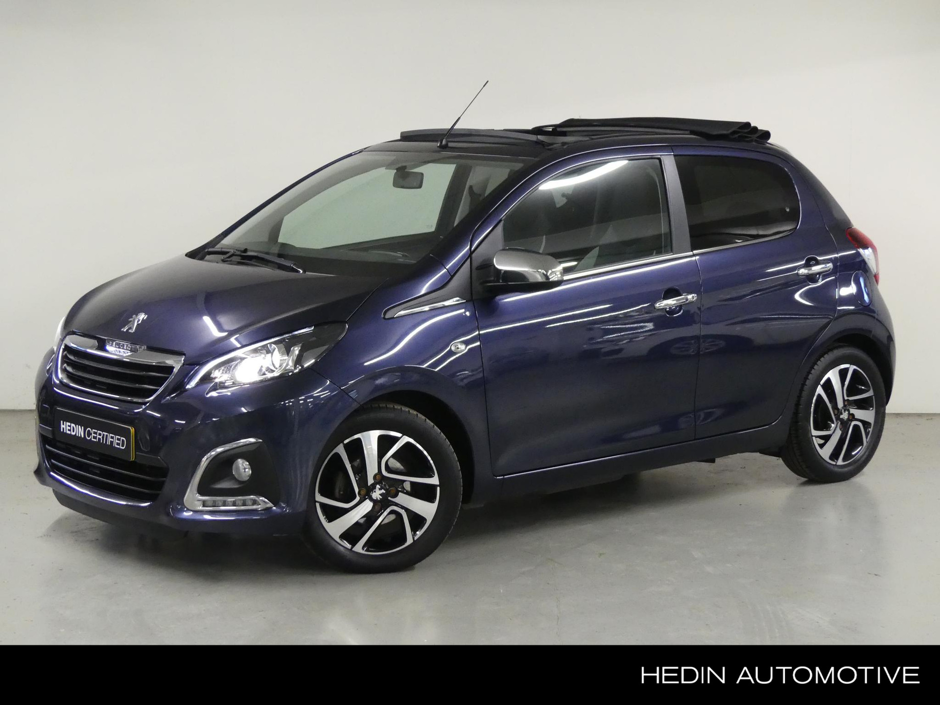 Peugeot 108 1.0 e-VTi Allure TOP! | Vouwdak | Climate Control | Camera | Cruise Control | Apple Carplay/Android Auto| Lichtmetalen Velgen