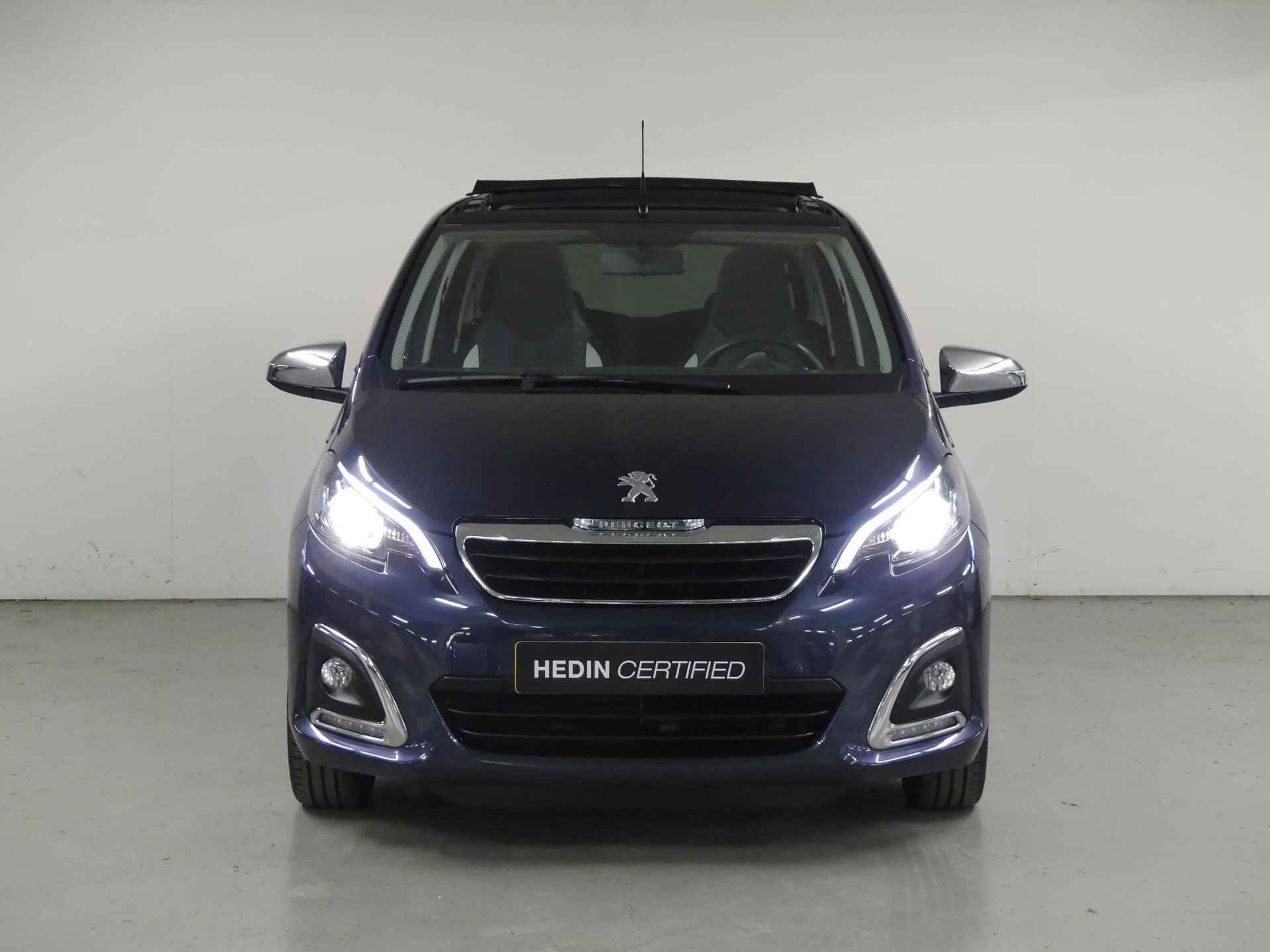 Peugeot 108 1.0 e-VTi Allure TOP! | Vouwdak | Climate Control | Camera | Cruise Control | Apple Carplay/Android Auto| Lichtmetalen Velgen - 4/27