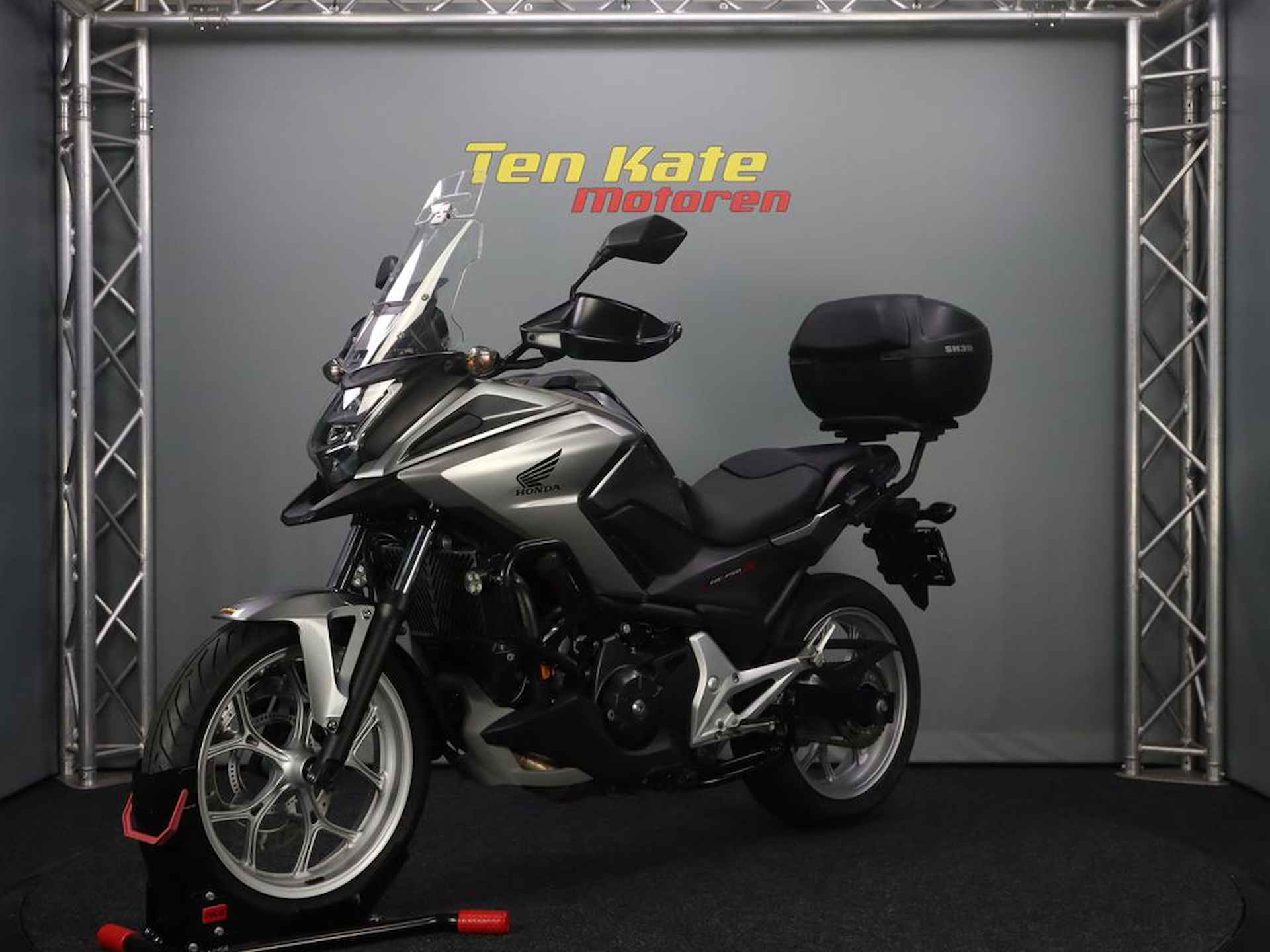 Honda NC 750 X DCT - 6/13