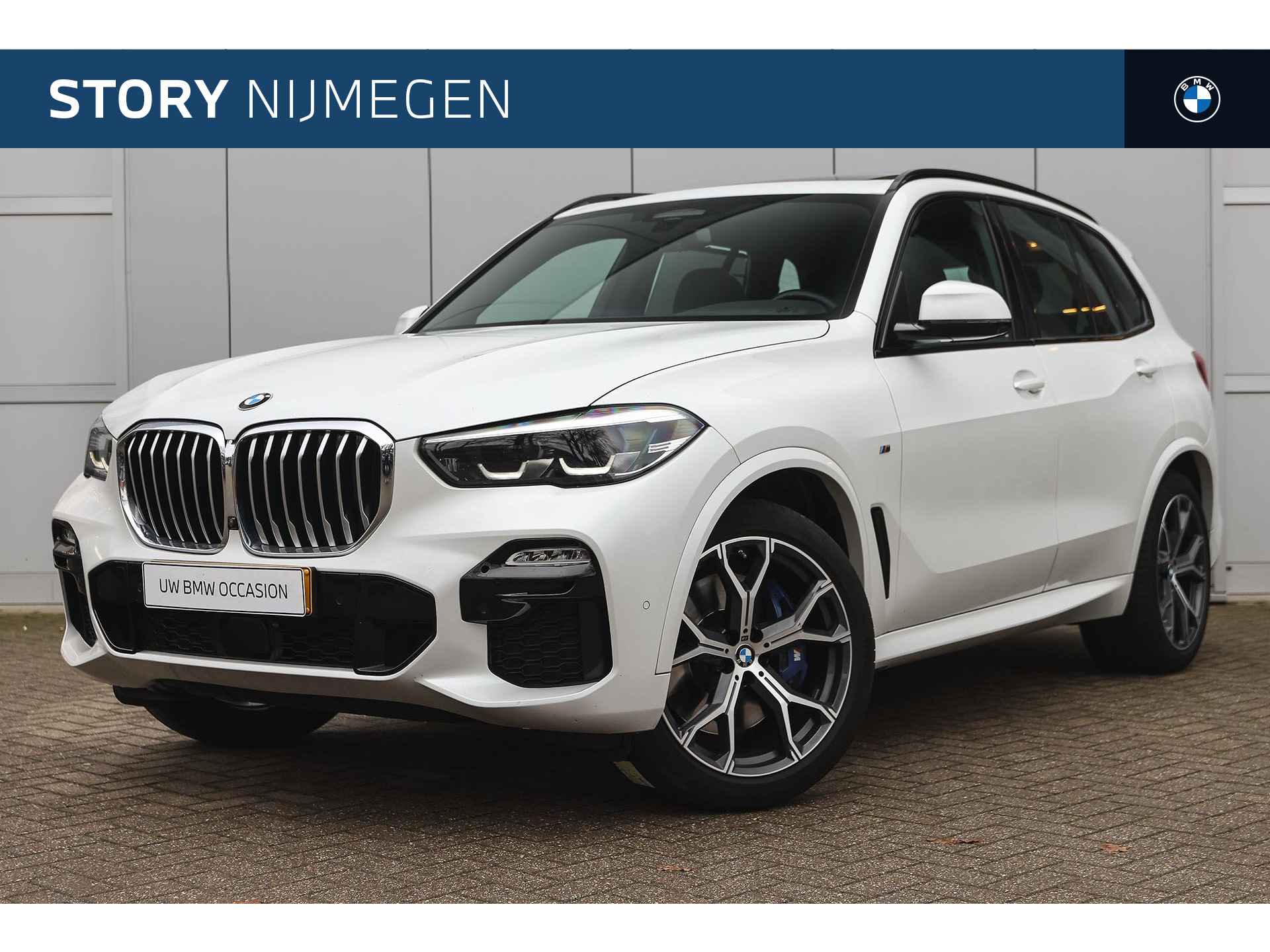 BMW X5 xDrive40i 7p. High Executive M Sport Automaat / Panoramadak / Trekhaak / Adaptieve LED  / Soft Close / Active Steering / Parking Assistant Plus / Comfort Access