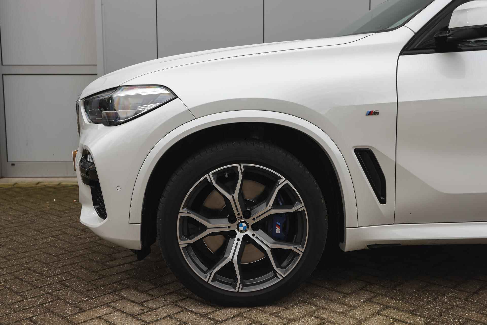 BMW X5 xDrive40i 7p. High Executive M Sport Automaat / Panoramadak / Trekhaak / Adaptieve LED  / Soft Close / Active Steering / Parking Assistant Plus / Comfort Access - 6/45