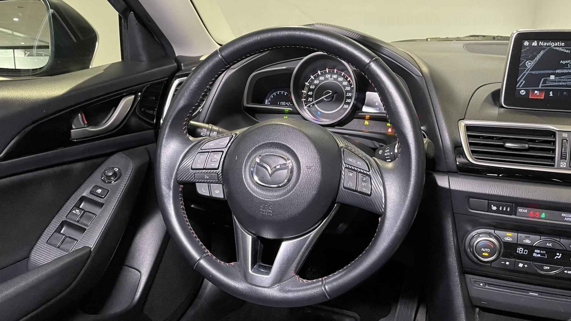 Mazda 3 1.5 SkyActiv-G 100 TS | Navigatie | - 19/26