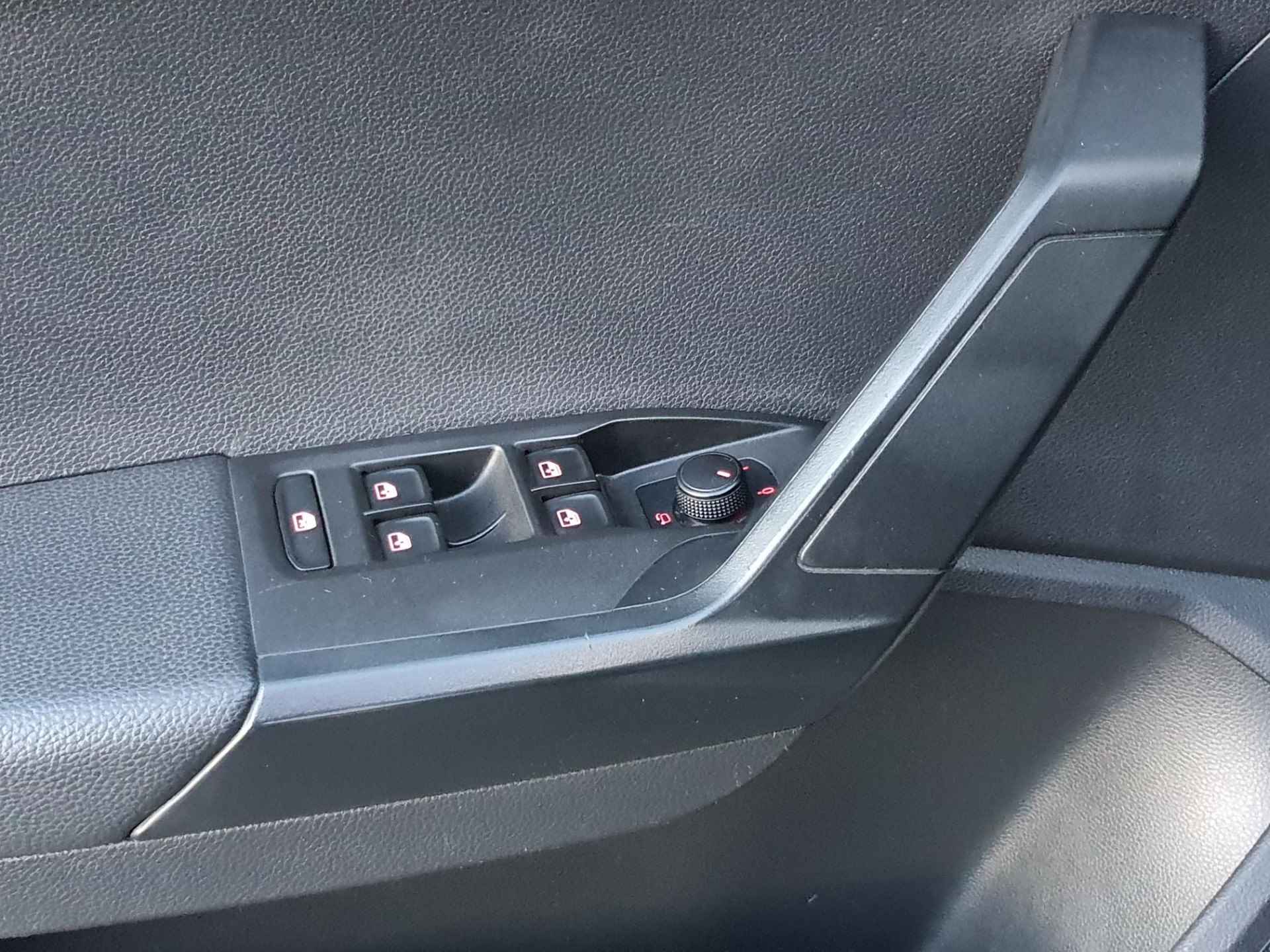 SEAT Ibiza 1.0 TSI Style | Climate control | Stoelverwarming | Carplay | Adapt. cruise control - 19/21