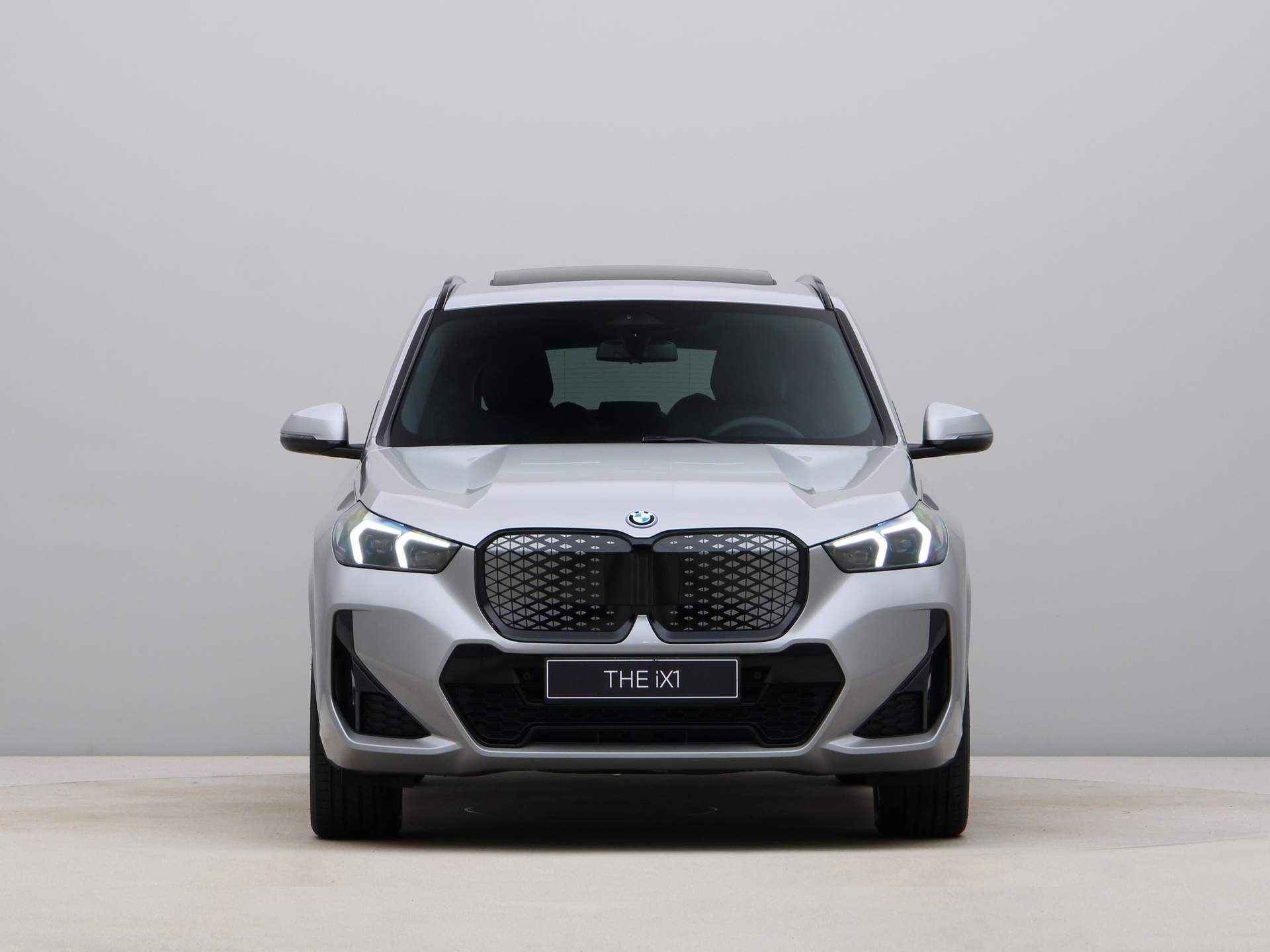 BMW iX1 eDrive20 67 kWh - 7/28