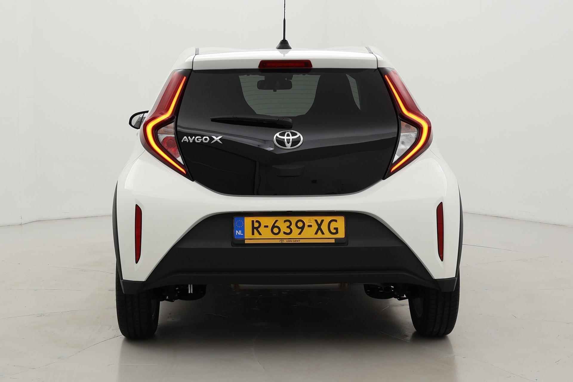 Toyota Aygo X 1.0 VVT-i S-CVT first | Apple Carplay / Android Auto - 16/36