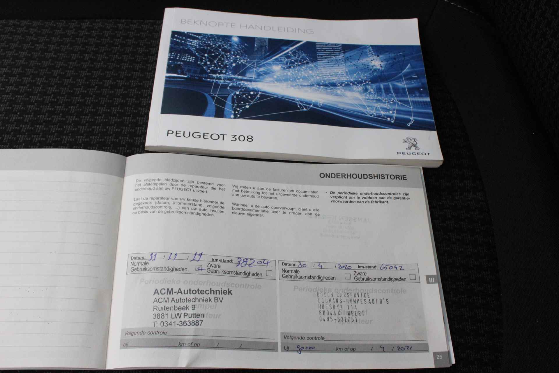 Peugeot 308 1.2 EXECUTIVE / NAVIGATIE / ECC / PANORAMADAK Hemelvaartsdag 9 Mei gesloten ! - 19/27