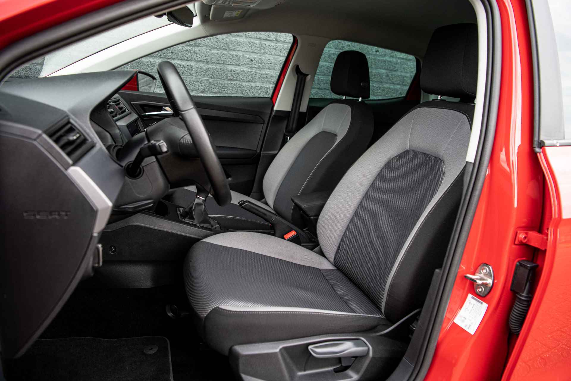 SEAT Ibiza 1.0 TSi 95 pk Style Business Intense | Navigatie | Parkeersensoren | Camera - 8/41