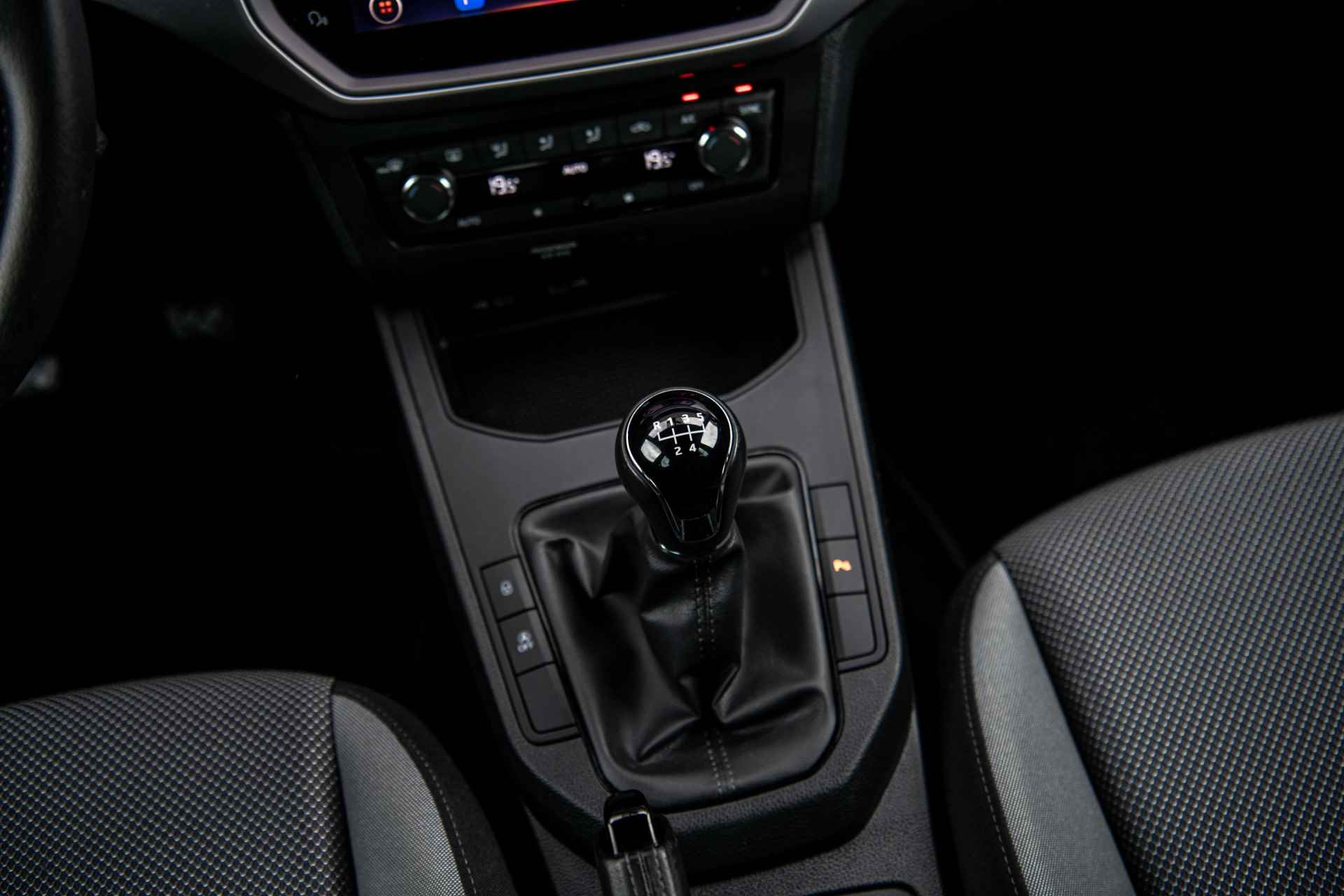 SEAT Ibiza 1.0 TSi 95 pk Style Business Intense | Navigatie | Parkeersensoren | Camera - 20/41