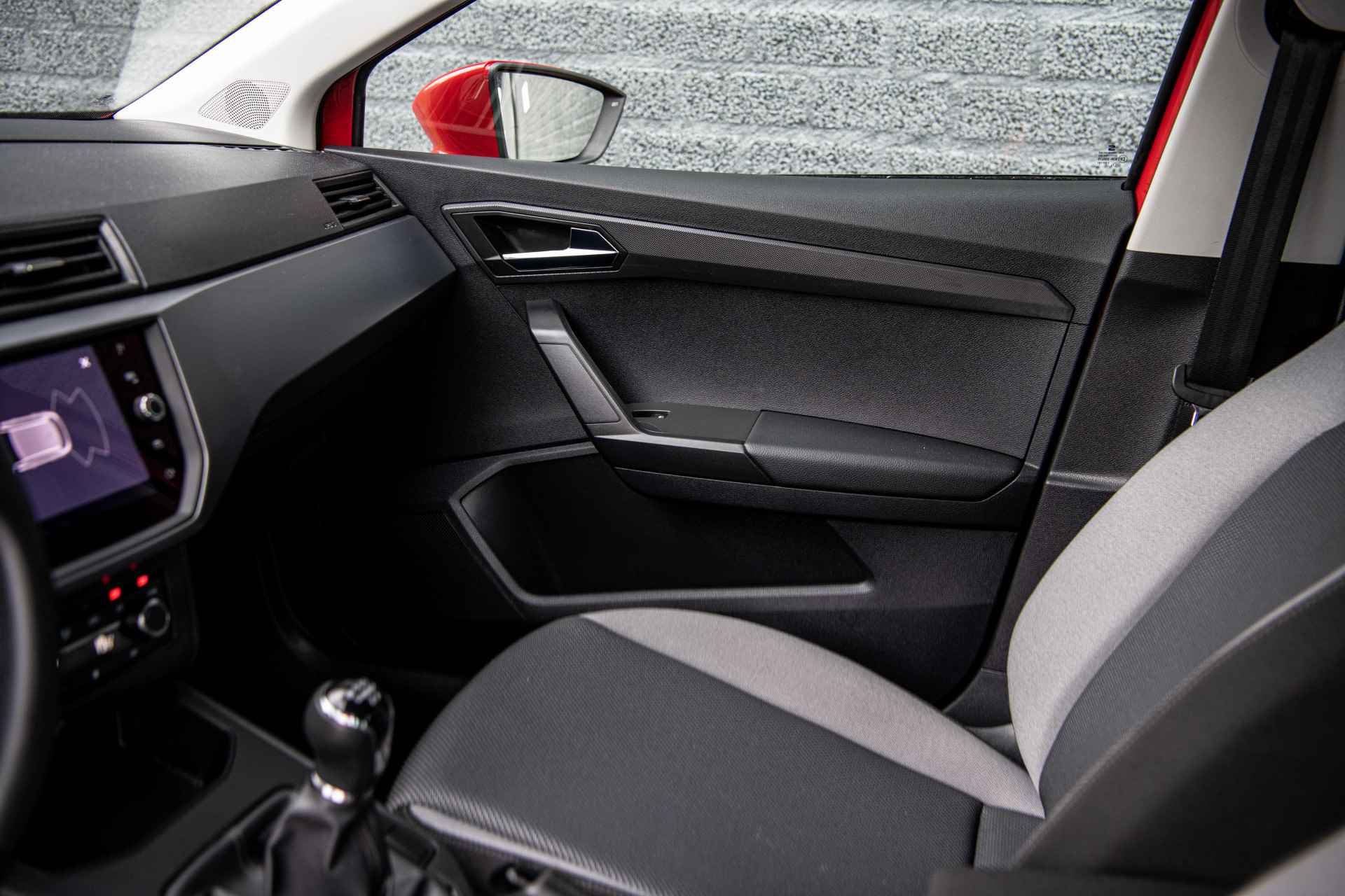 SEAT Ibiza 1.0 TSi 95 pk Style Business Intense | Navigatie | Parkeersensoren | Camera - 38/41