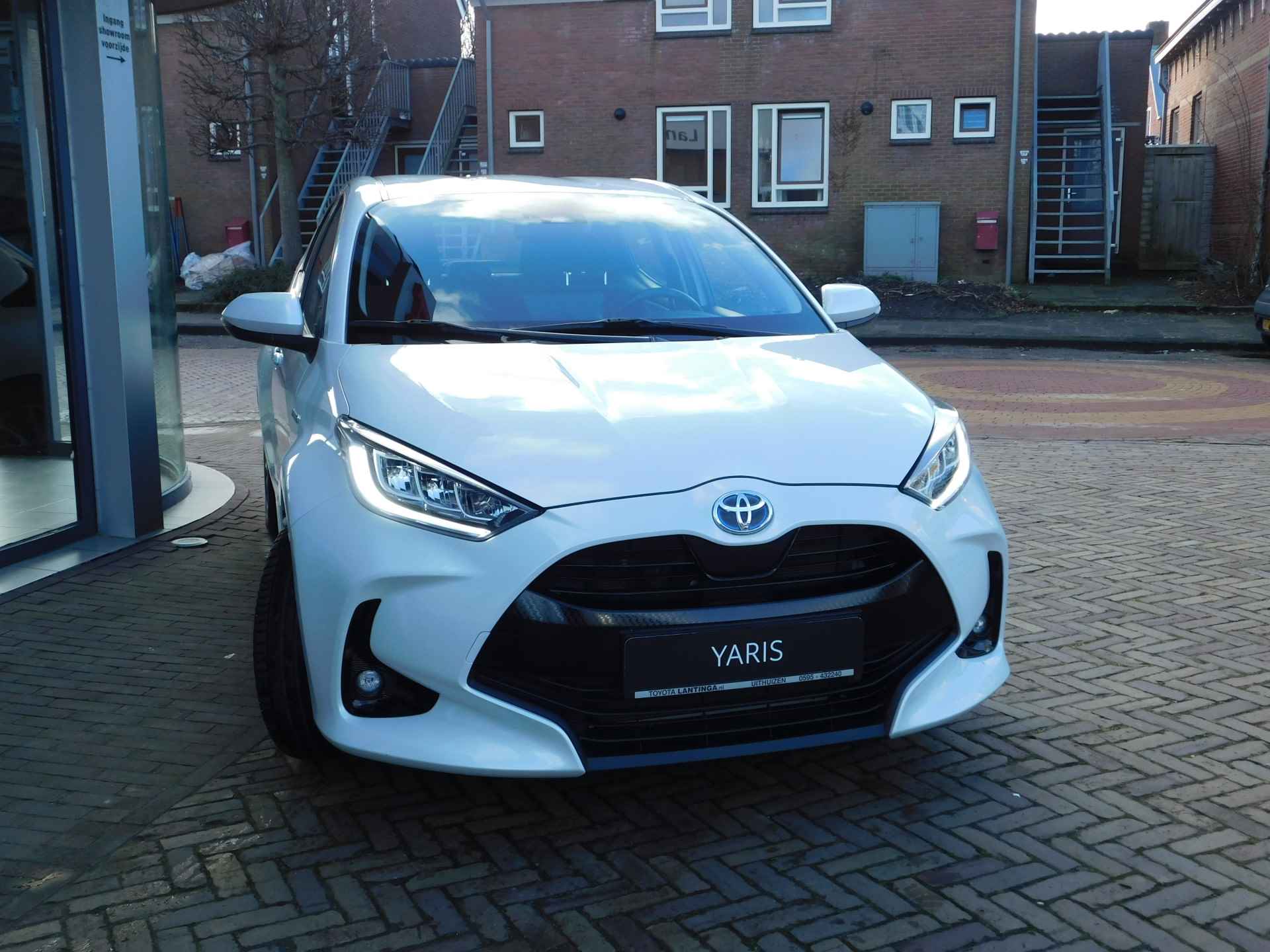 Toyota Yaris 1.5 Hybrid First Edition | Trekhaak | LM Velgen | - 16/64