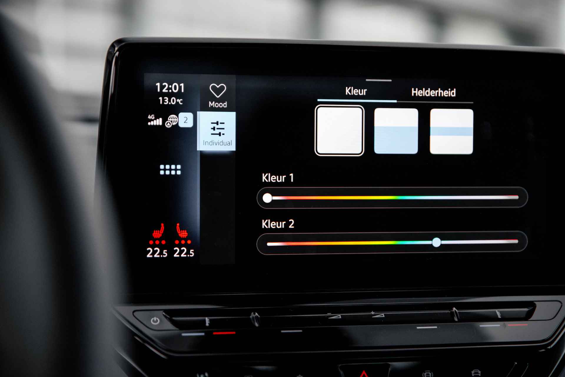 Volkswagen ID.4 Pro 77 kWh 204PK | Navigatie | DAB radio | LED koplampen | Parkeersensoren v+a | Camera achter | Lane assist | Stoelverwarming | 19"LMV - 57/66