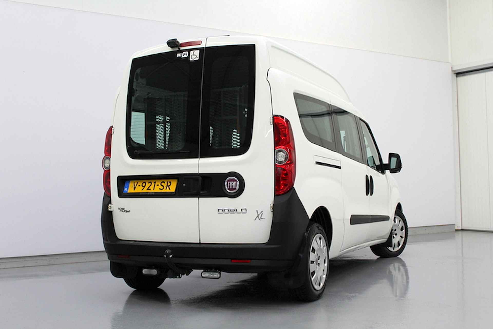 Fiat Doblò 1.6 MultiJet Maxi 105PK, ROLSTOELVERVOER !! | INCL ROLSTOEL | ELEC.UITDRAAIBARE BIJRIJDERSSTOEL | OPVOUWBARE OPRIJPLAAT | DUBBEL - 15/39