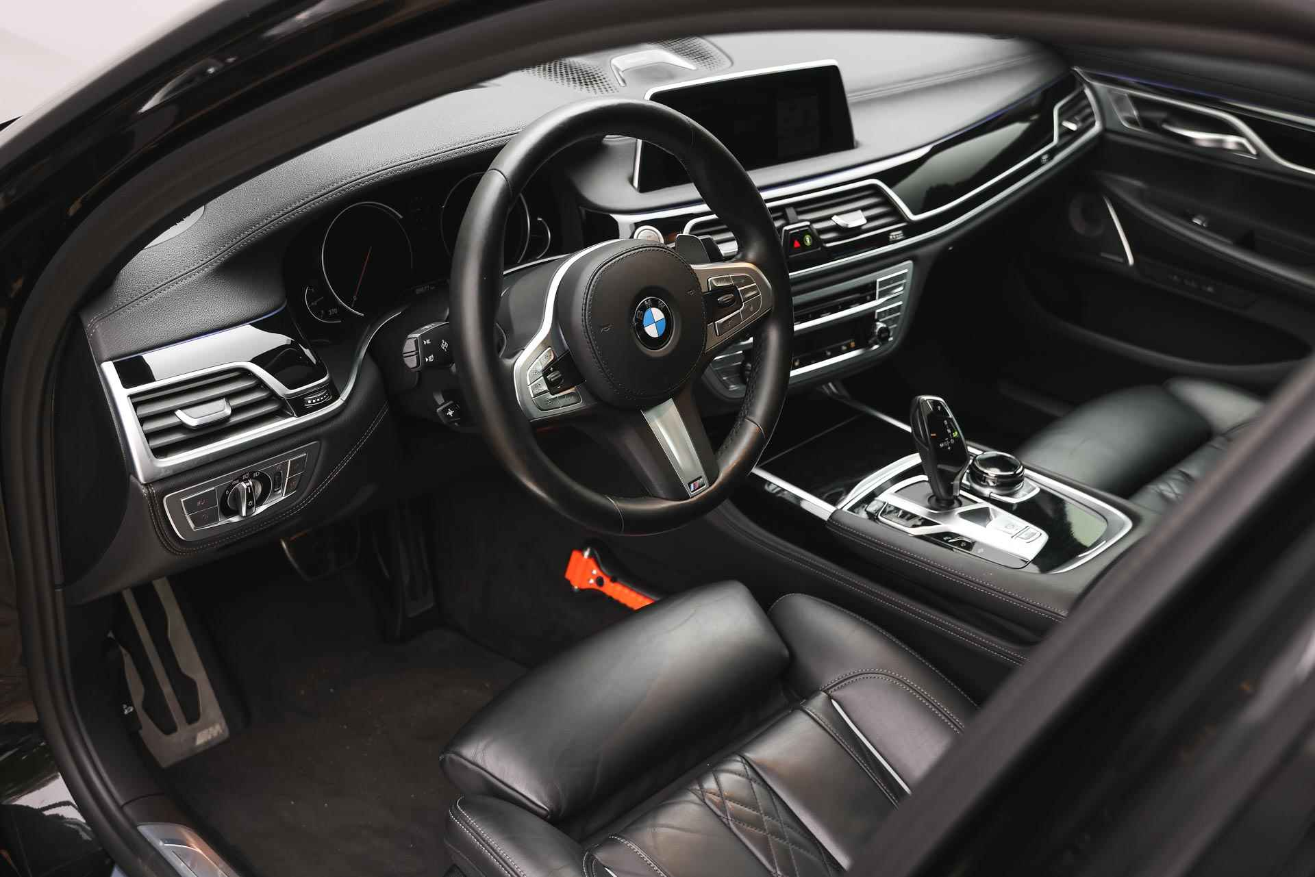 BMW 7 Serie 750i xDrive High Executive M Sport Automaat / Schuif-kanteldak / Bowers & Wilkins / Achteruitrijcamera / Adaptieve LED / Surround View / Soft Close / Active Steering - 11/42