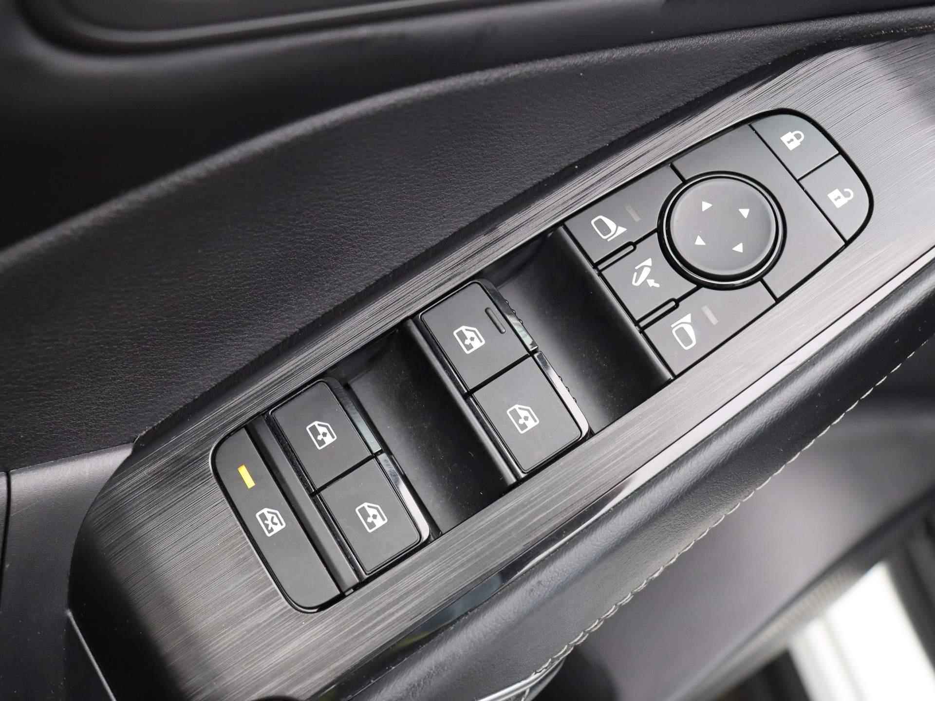 Nissan Qashqai 158pk MHEV Xtronic N-Connecta | Automaat | Voorruitverwarming | Stoelverwarming | Full-Map Navigatie | Adaptieve Cruise Control | - 20/43