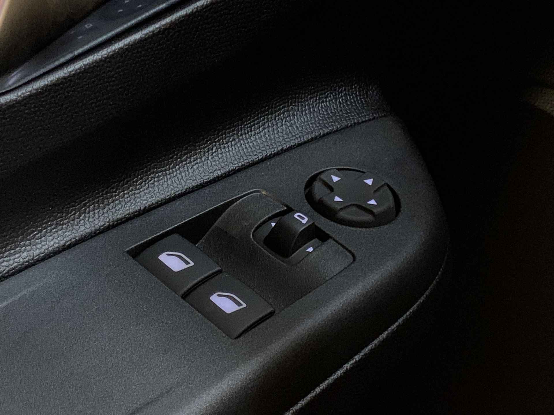 Opel Corsa-e Level 2 50 kWh 3 fase 11 kW Edition | Apple Carplay/Android Auto | Parkeersensoren achter | Warmtepomp | €2.000,- subsidie mogelijk - 18/37