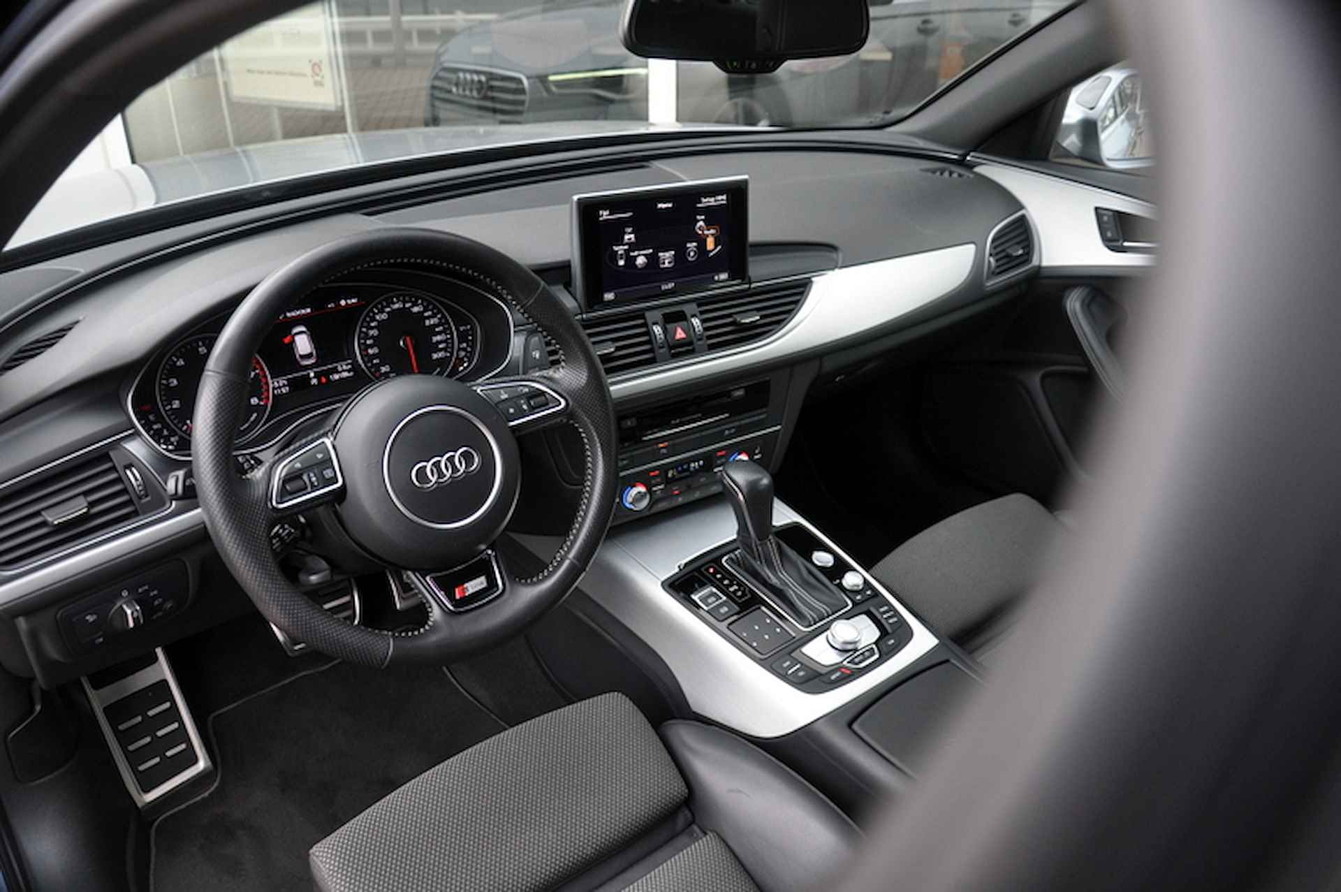 Audi A6 Avant 1.8 TFSI 190 PK Sport 3x S-Line | Adaptive Cruise | Zeer nette auto | Dealeronderhouden - 15/44