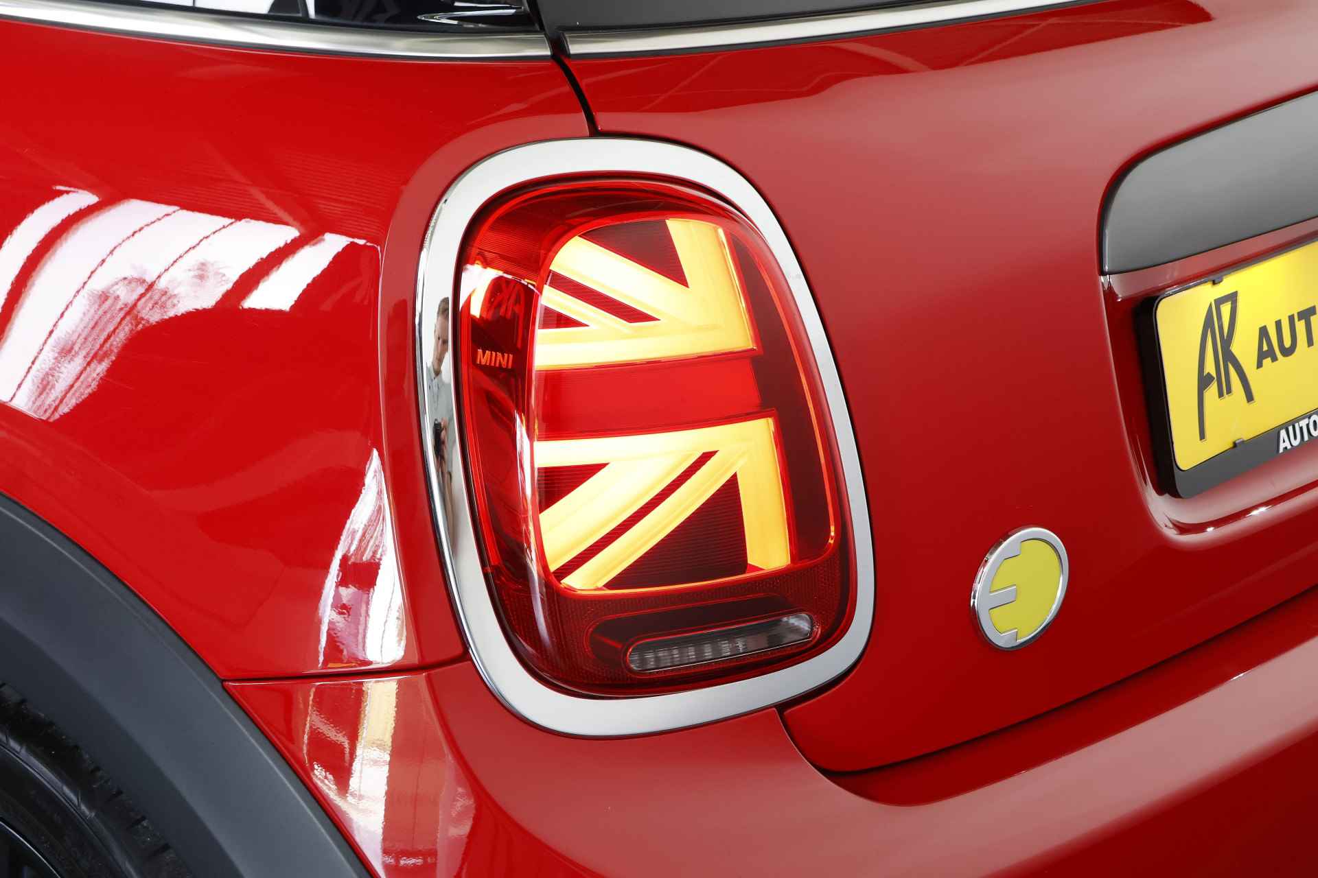 MINI Mini Electric SE MINI Yours 33 kWh / Leder / HUD / Navi / Harmankardon - 22/30