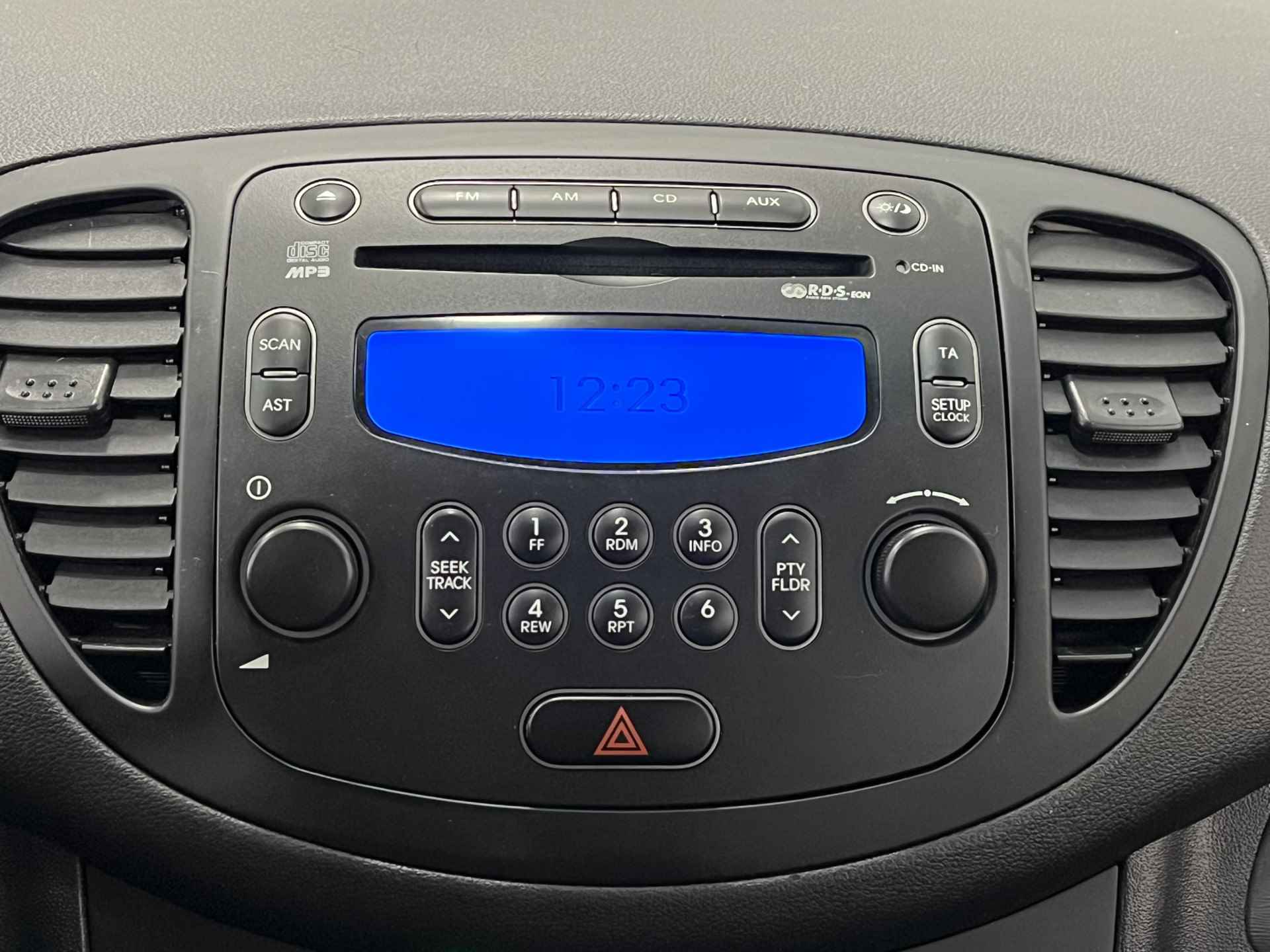 Hyundai i10 1.1 i-Drive Cool AIRCO | RADIO | LICHTMETALEN VELGEN - 26/34