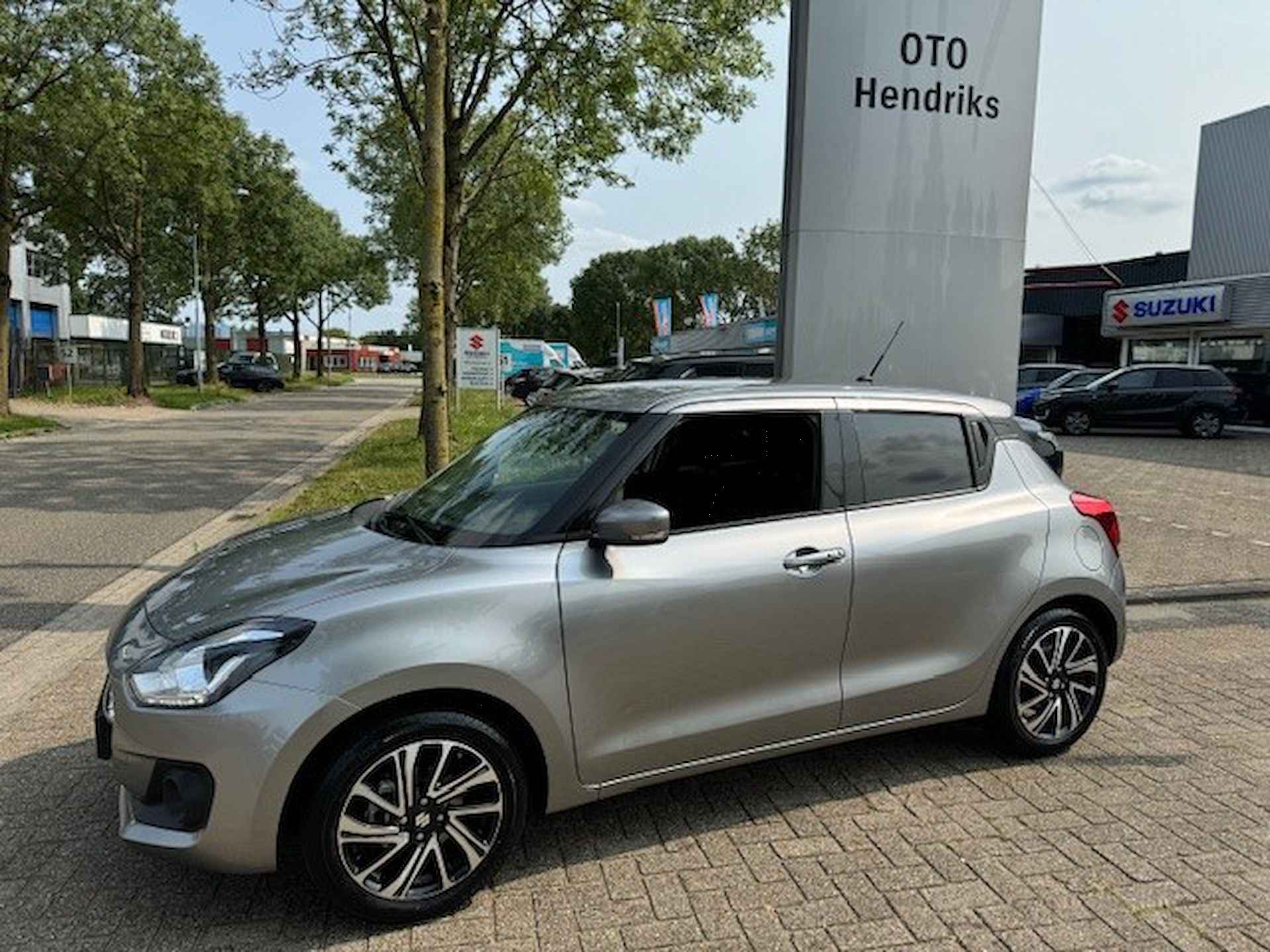 SUZUKI Swift 1.2 DualJet 83pk Smart Hybrid Style - 5/43