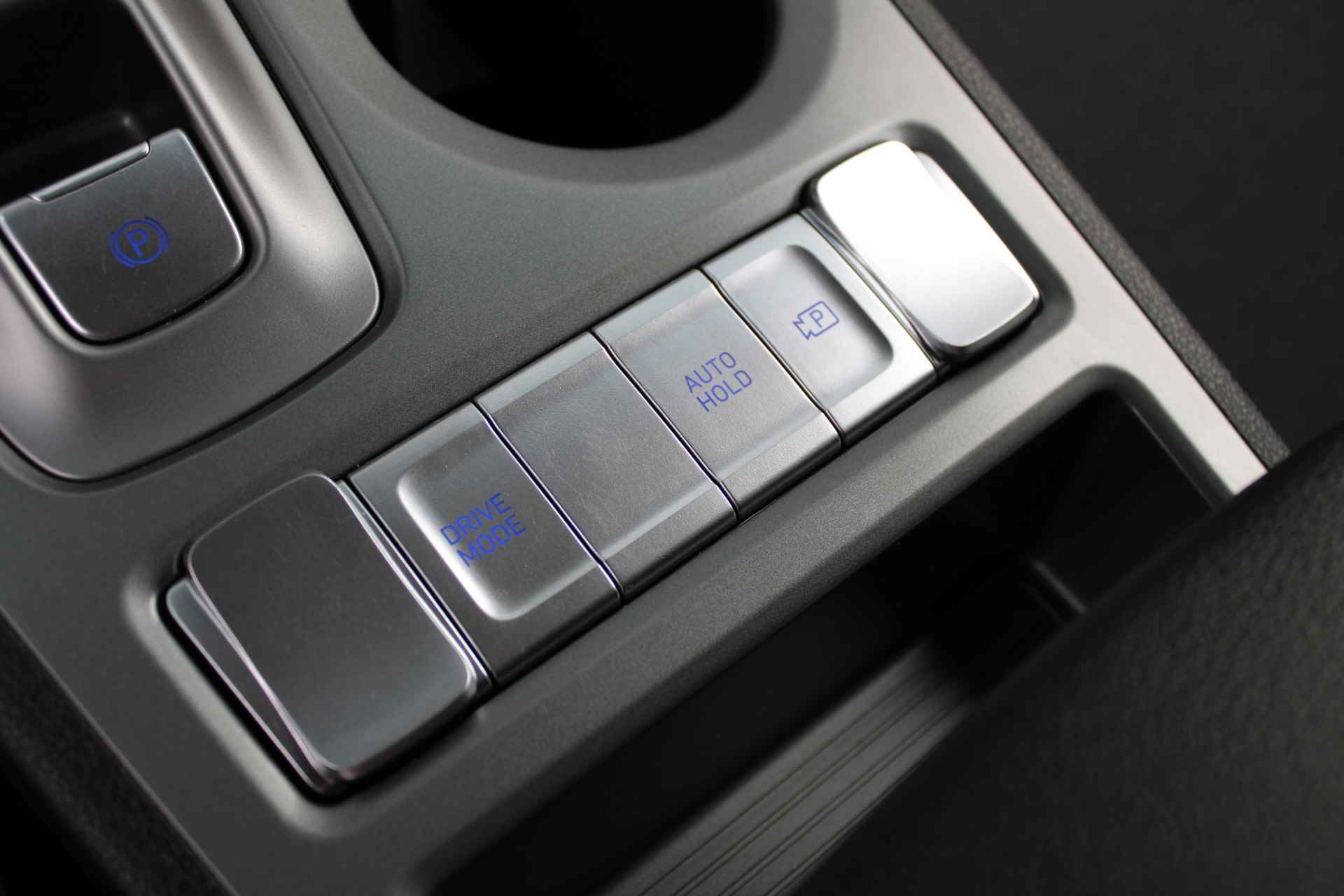 Hyundai KONA Electric 39 kWh 136pk Comfort Automaat | € 2.000,- Subsidie | Climate | Camera | Keyless | NL. Auto | Full Led | Navigatie | Krell Audio - 27/27