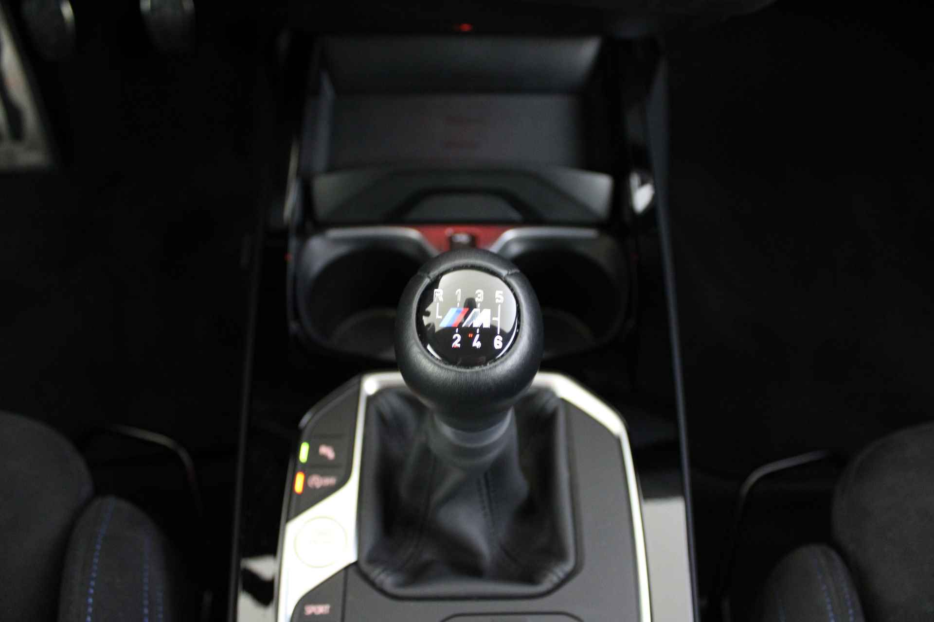 BMW 1-serie 118i M Sport / M sportstoelen / Comfort Access / LED / M Sportonderstel / Live Cockpit Professional - 26/49