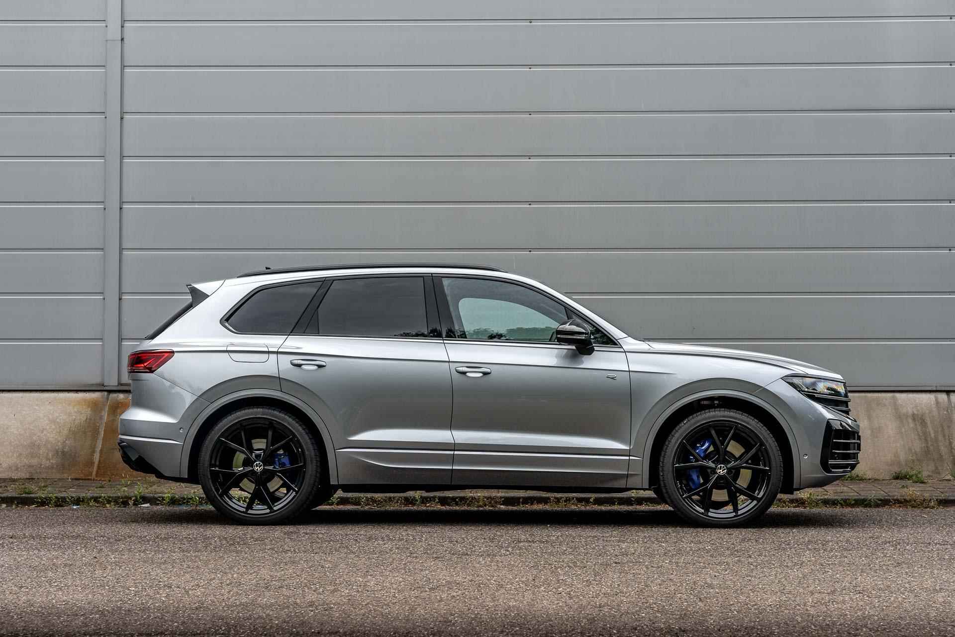 Volkswagen Touareg R 3.0 TSI 462pk eHybrid 4MOTION | Panoramadak | Trekhaak Wegklapbaar | 22" Velgen - 3/71