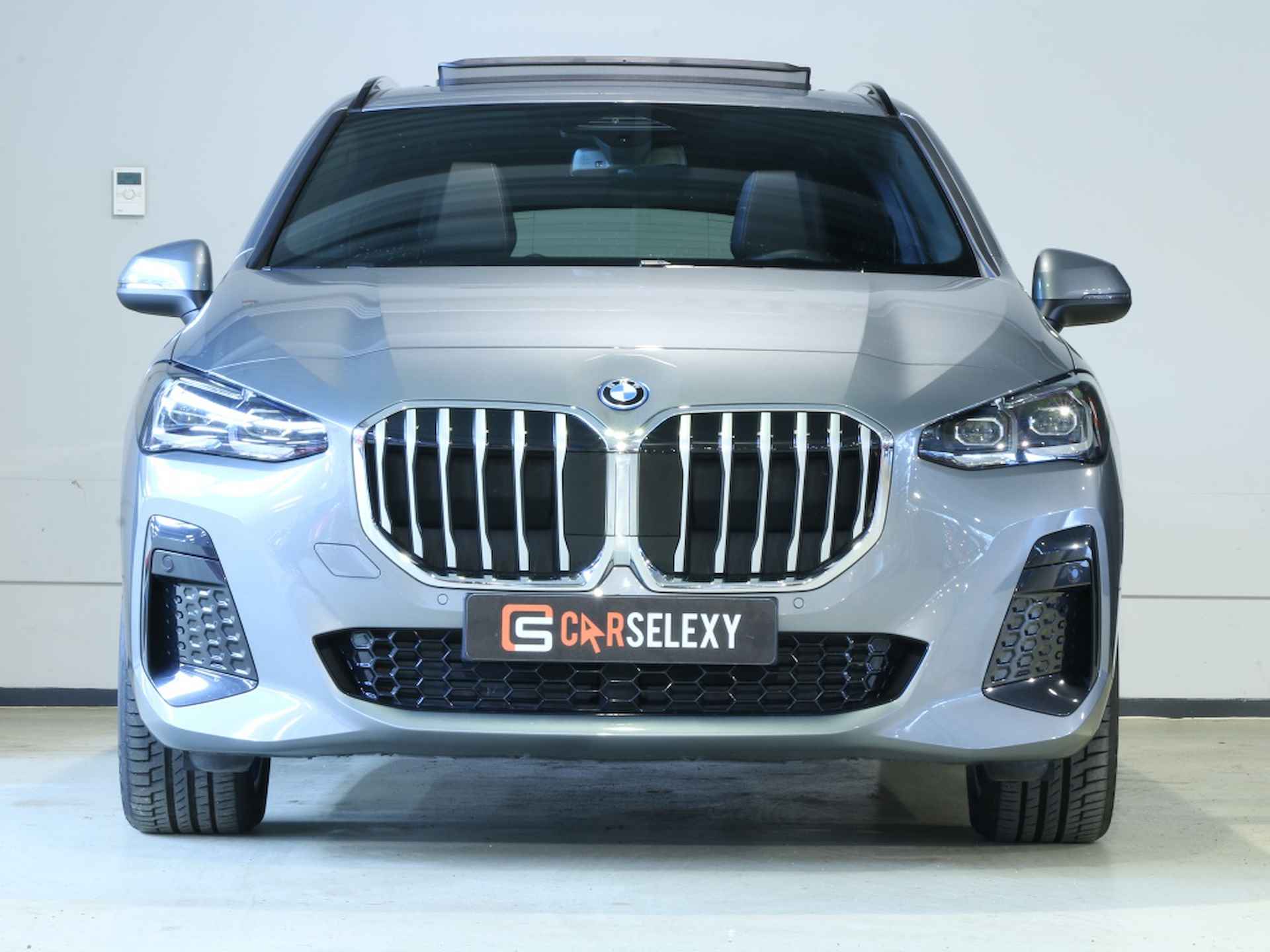 BMW 2-serie Active Tourer  225e xDrive M Sport * ALL-IN PRIJS * 1 JAAR GARANTIE - 6/23