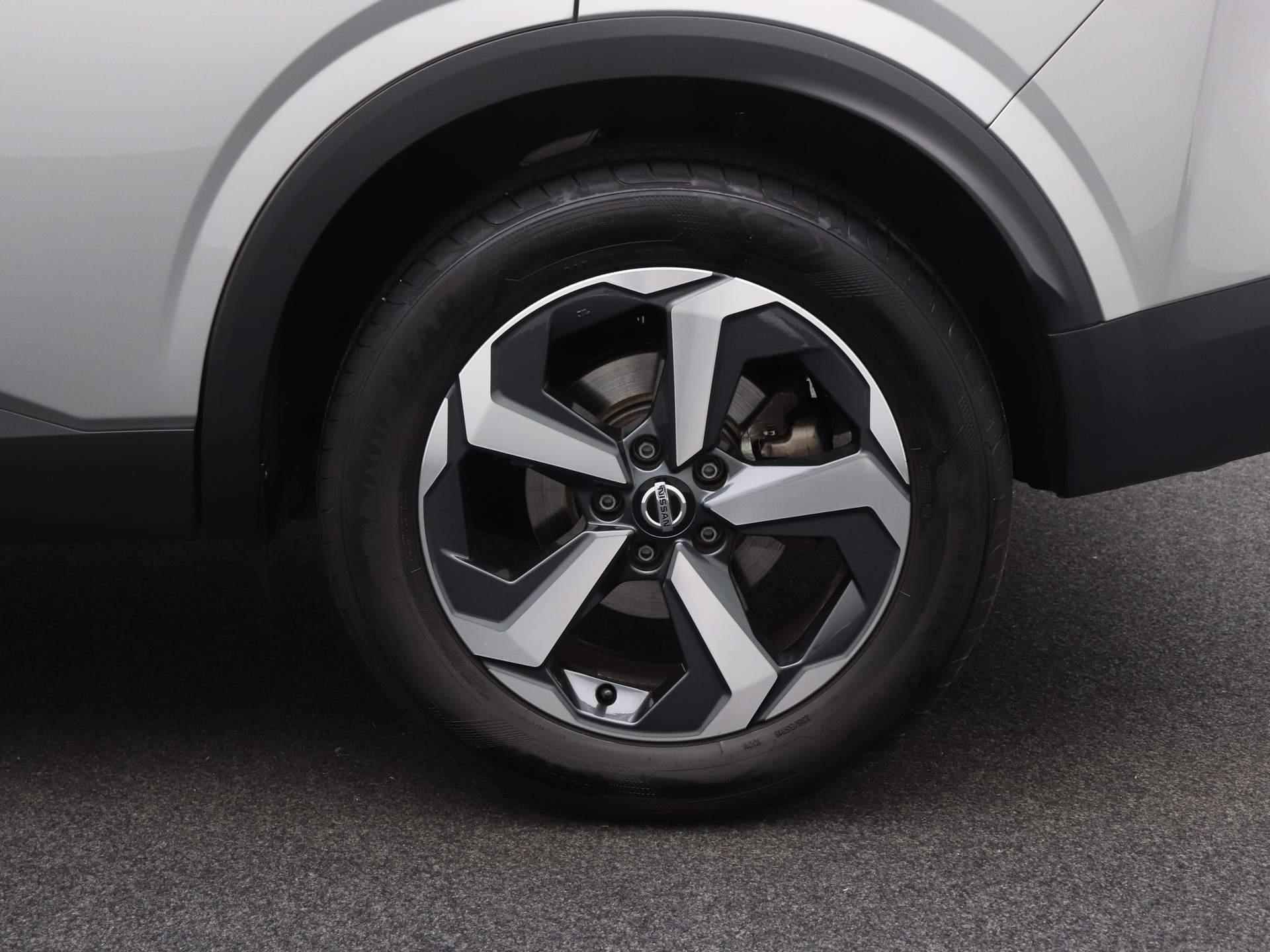 Nissan Qashqai 1.3 MHEV Xtronic N-Connecta | Design Pack |  360-graden Camera | Adaptieve Cruise Control | Full-Map Navigatie | 18" LMV | Apple Carplay & Android Auto | Privacy Glass - 15/42