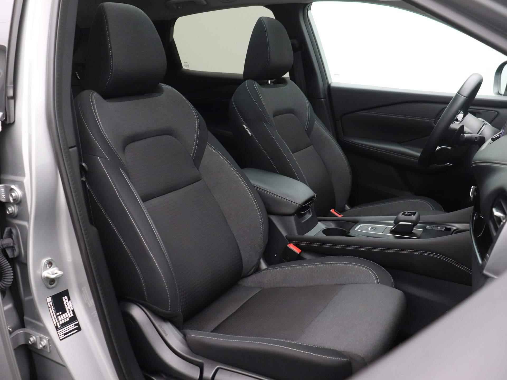 Nissan Qashqai 1.3 MHEV Xtronic N-Connecta | Design Pack |  360-graden Camera | Adaptieve Cruise Control | Full-Map Navigatie | 18" LMV | Apple Carplay & Android Auto | Privacy Glass - 36/42
