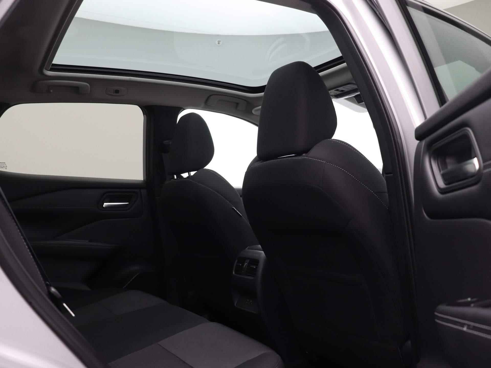 Nissan Qashqai 1.3 MHEV Xtronic N-Connecta | Design Pack |  360-graden Camera | Adaptieve Cruise Control | Full-Map Navigatie | 18" LMV | Apple Carplay & Android Auto | Privacy Glass - 37/42