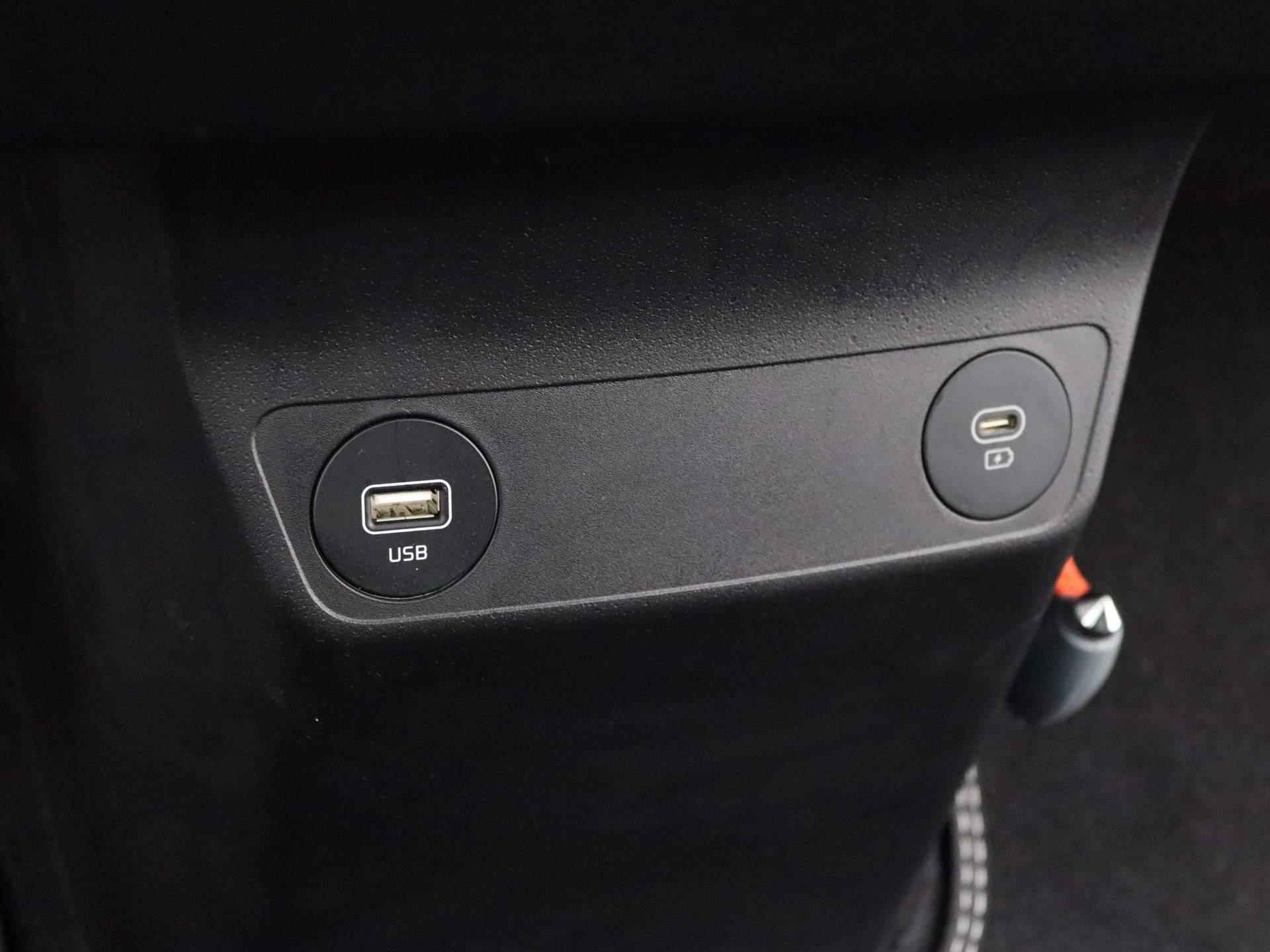 Kia EV6 Plus Advanced 77.4 kWh Navi | Camera | Clima | Sensoren voor + achter | Stoel verwarming en koeling - 27/50