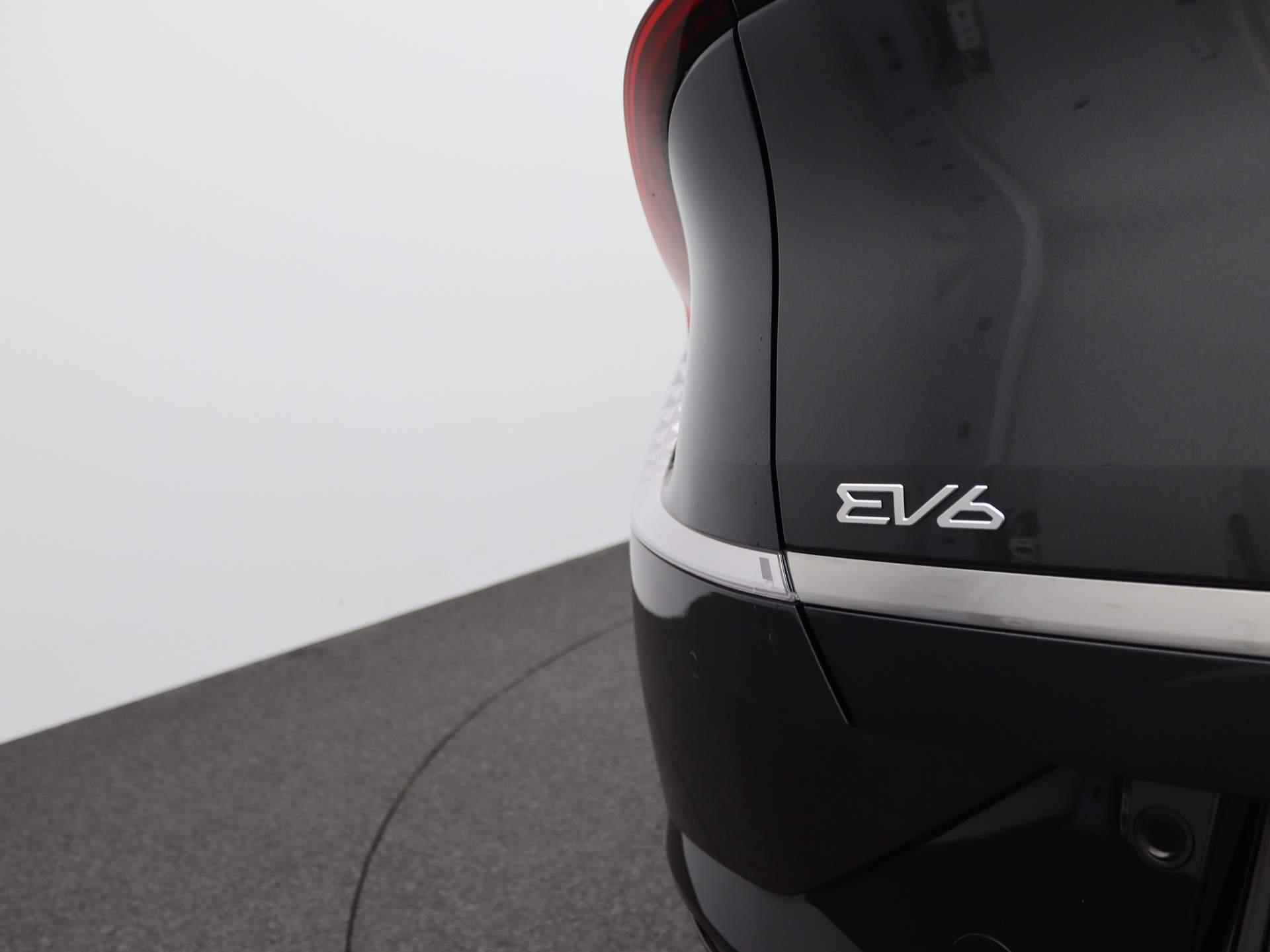 Kia EV6 Plus Advanced 77.4 kWh Navi | Camera | Clima | Sensoren voor + achter | Stoel verwarming en koeling - 45/50