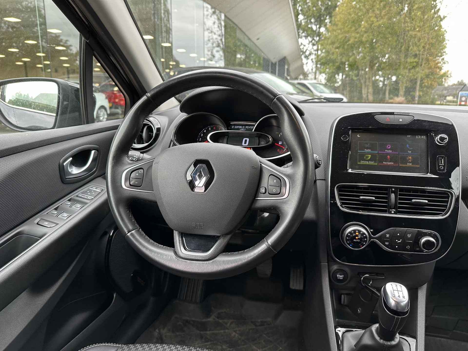 Renault Clio Estate 0.9 TCe 90 Intens | Trekhaak | LED | Navi | Clima | Cruise | Keyless | LM velgen 16" | Parkeersensoren - 14/22