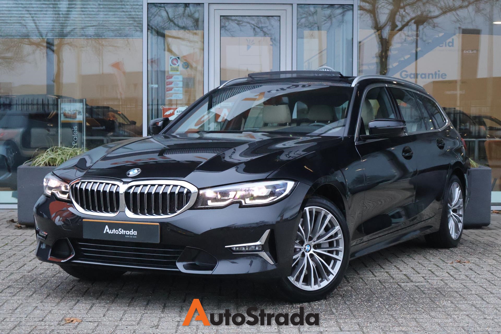 BMW 3-Serie Touring (g21) 330i High Executive 258pk Aut | Carplay | LED | Pano | Leder | Navi | Trekhaak