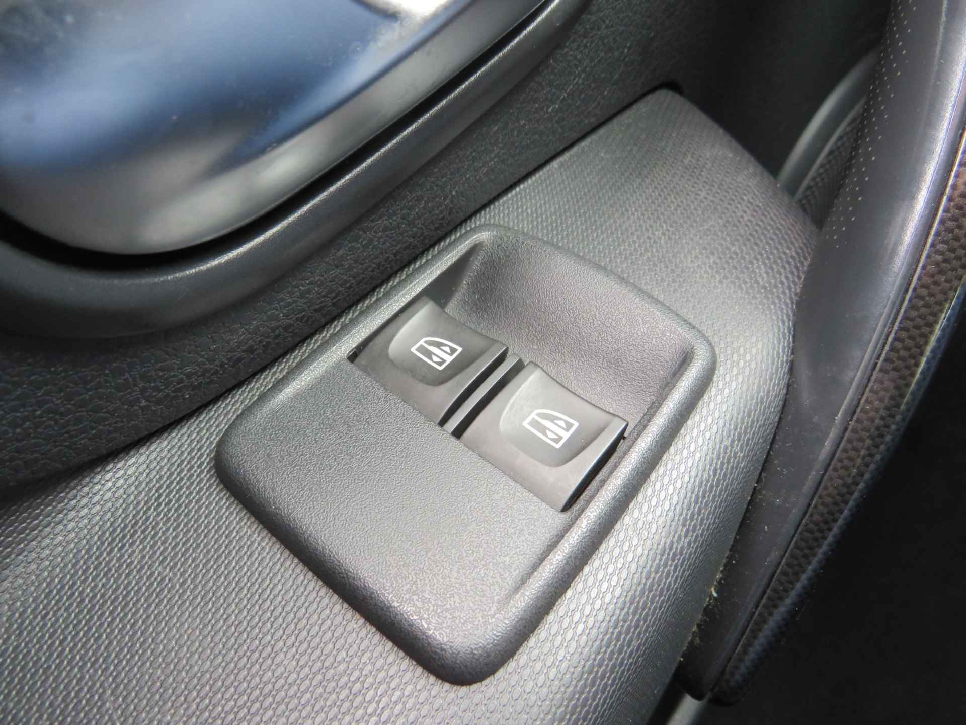 Dacia Sandero 0.9 TCe Laureate| 90-PK| | Airco | Cruise control | Bluetooth | Incl. BOVAG Garantie | - 22/37