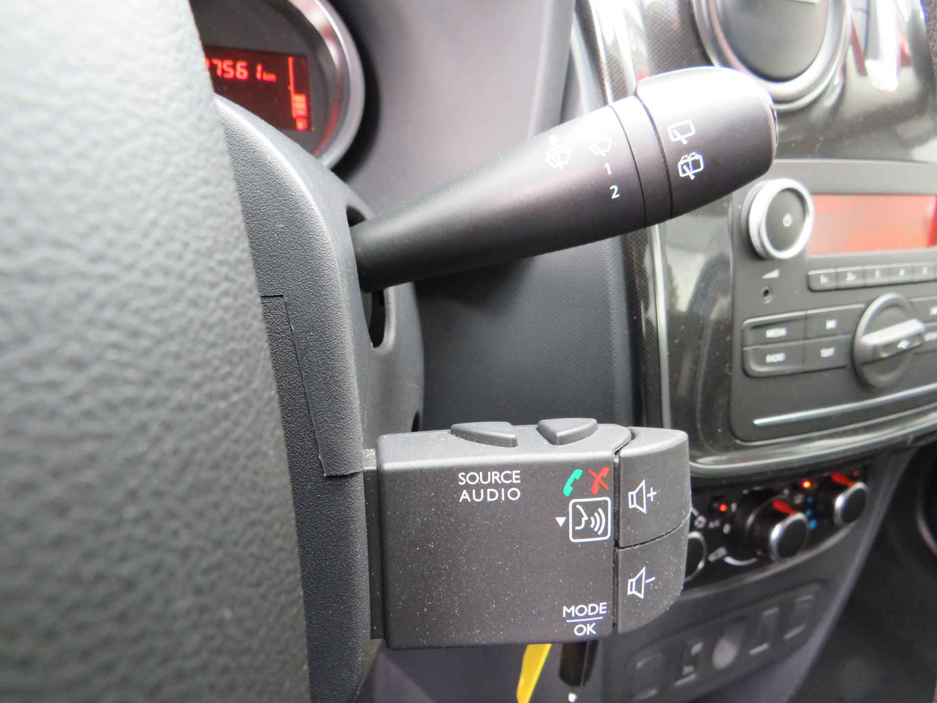 Dacia Sandero 0.9 TCe Laureate| 90-PK| | Airco | Cruise control | Bluetooth | Incl. BOVAG Garantie | - 25/37