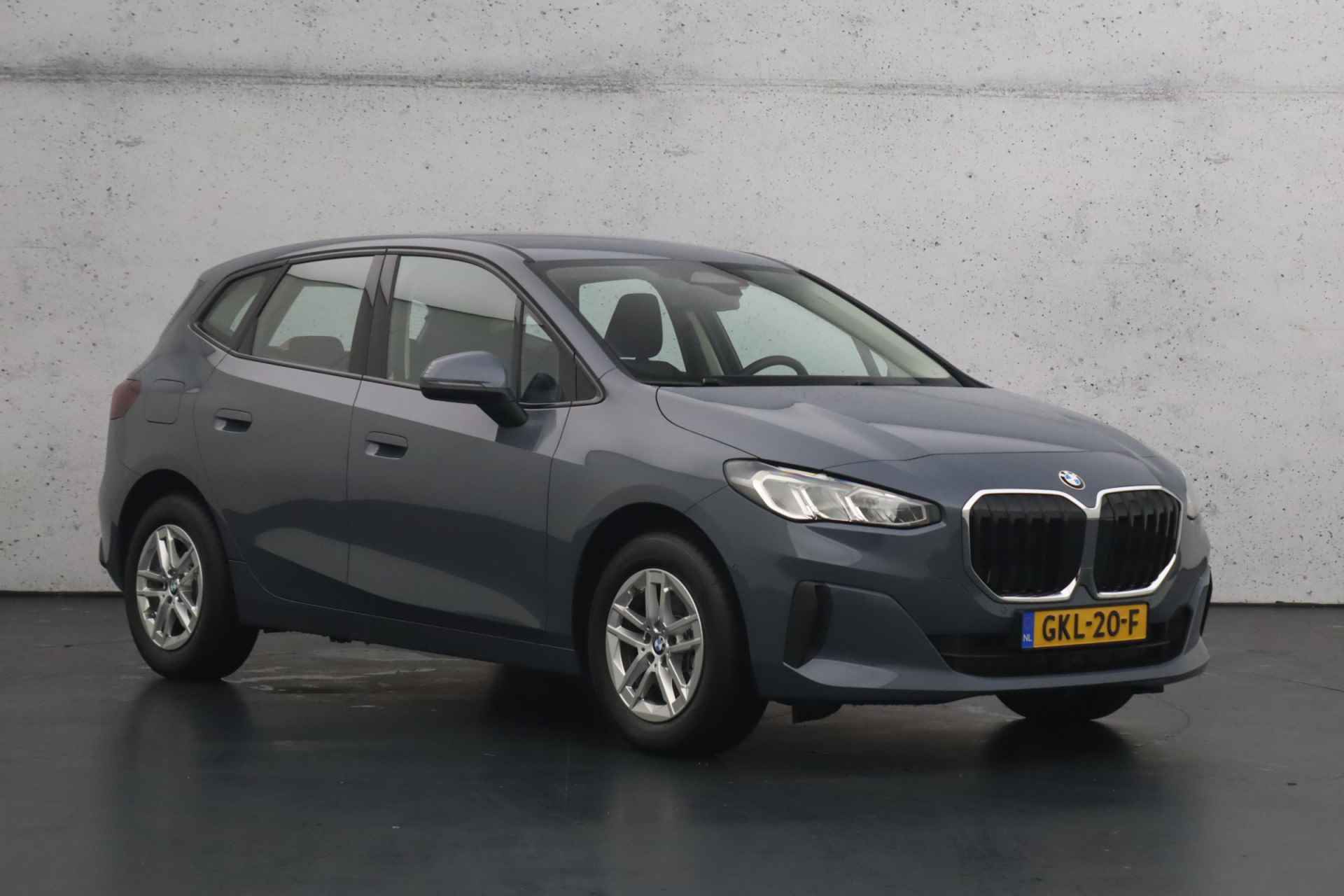 BMW 2 Serie Active Tourer 218i | Camera | Apple Carplay | Trekhaak | Digitaal display | LED koplampen - 27/31