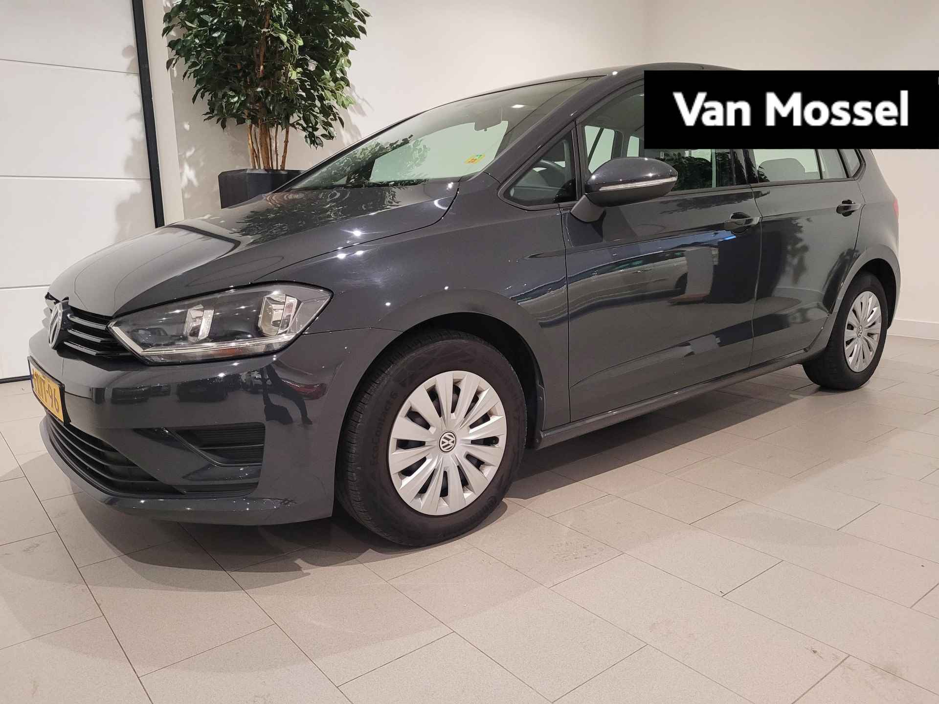 Volkswagen Golf Sportsvan 1.2 TSI Trendline | Airconditioning | Navigatie | Trekhaak | Budget | - 1/9