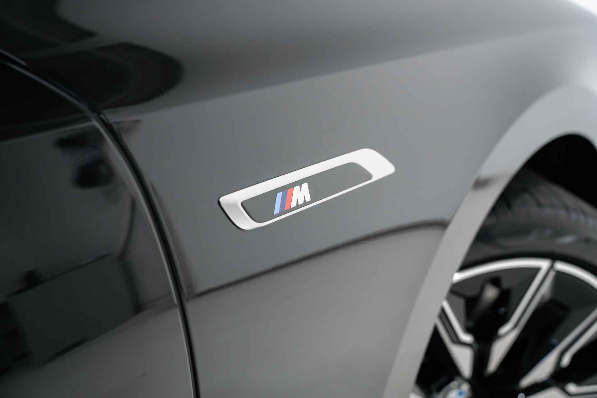 BMW i7 M70 xDrive M Performance Pack - 41/49