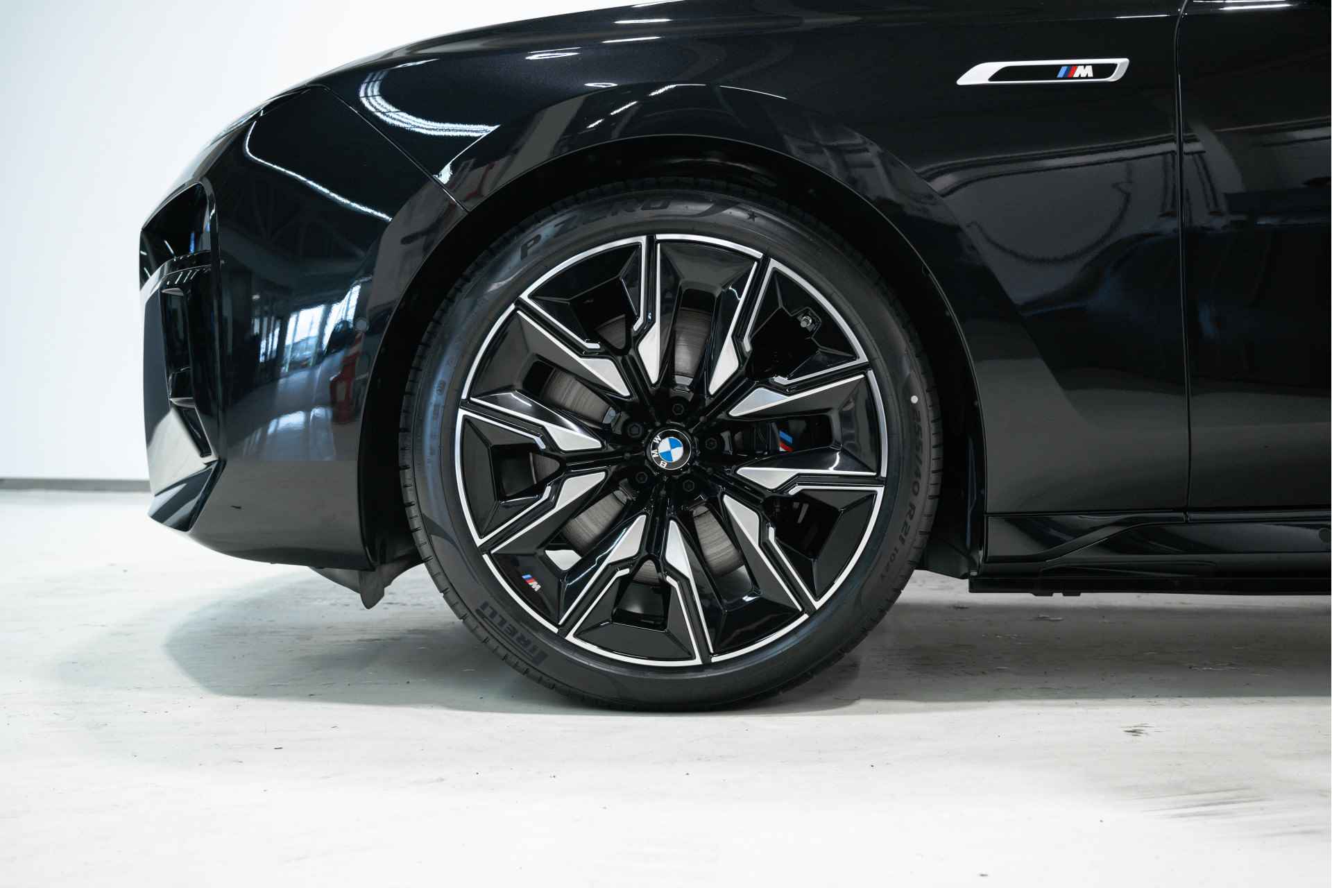 BMW i7 M70 xDrive M Performance Pack - 7/45