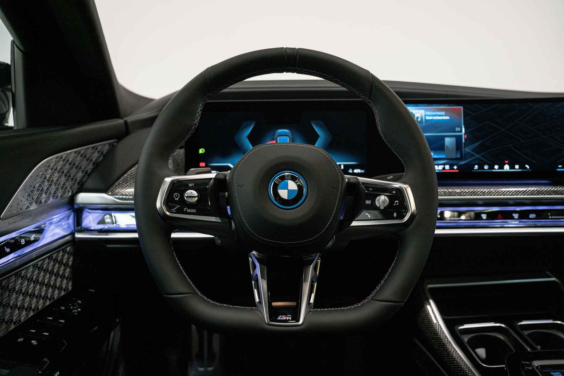 BMW i7 M70 xDrive M Performance Pack - 13/45