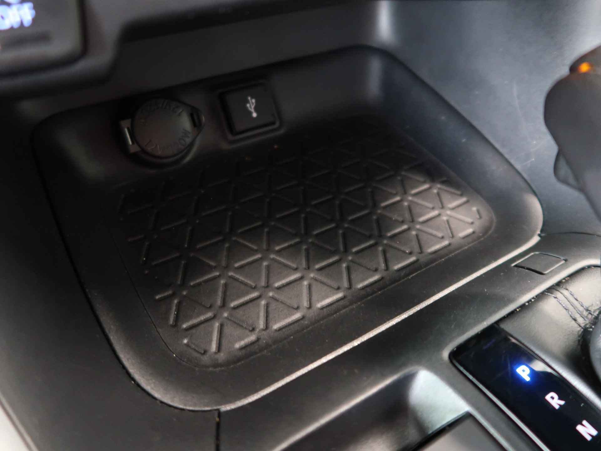 Toyota RAV4 2.0 VVT-iE Outdoor Automaat 360CAMERA/KEYLESS/CARPLAY/TREKHAAK/1.500KGTREKGEWICHT!! - 35/91