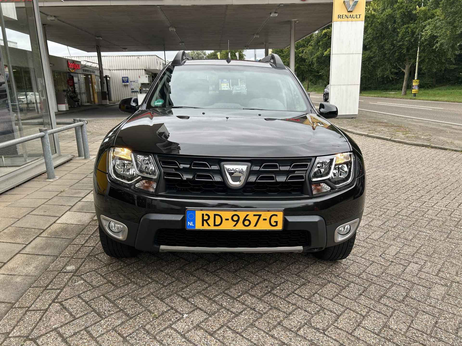 Dacia Duster 1.2 TCe 4x2 Blackshadow | LEDER | NAVIGATIE | AIRCO | TREKHAAK | SENSOREN | - 2/18